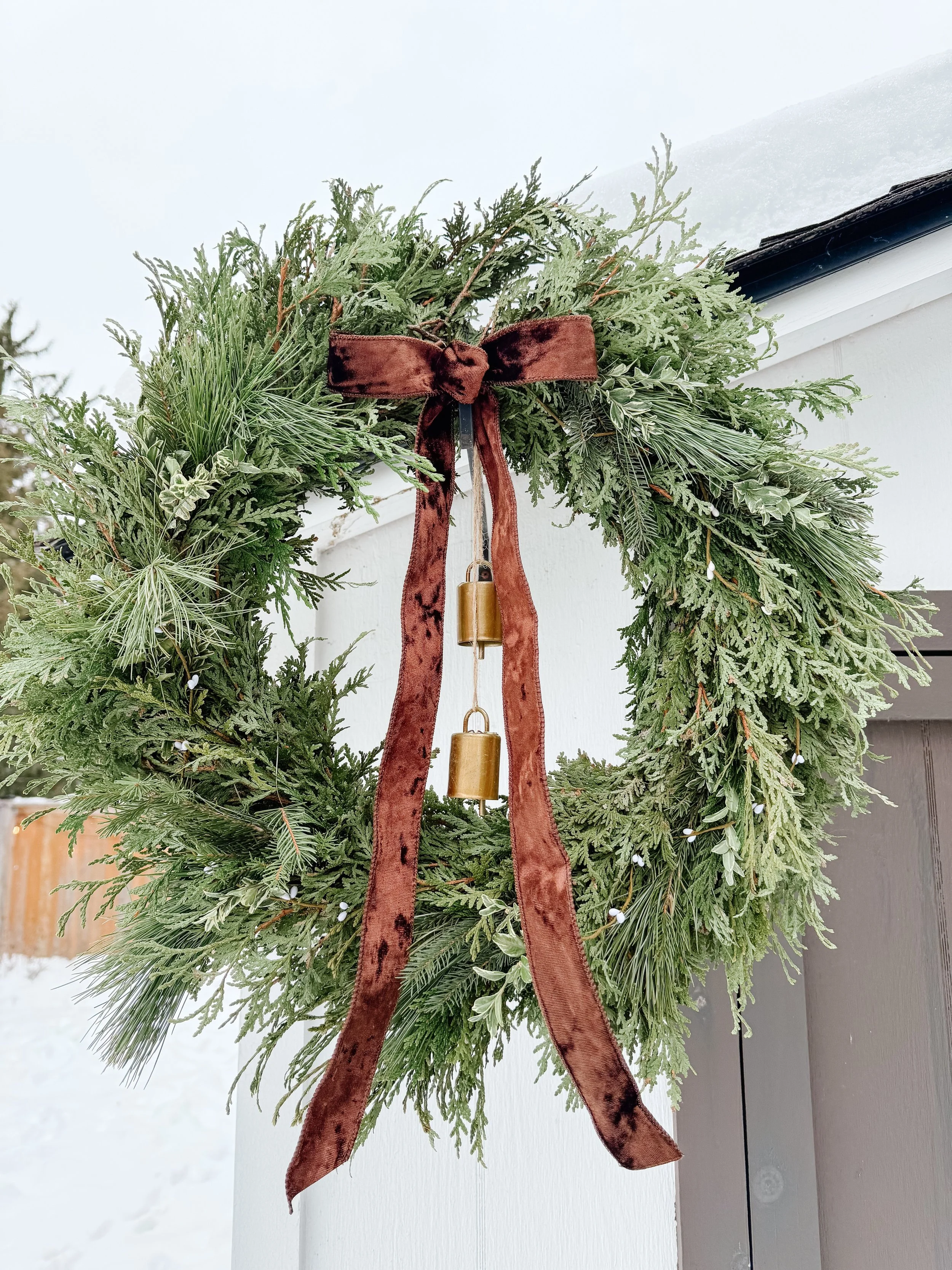 WOODLAND BELLS WREATH 22