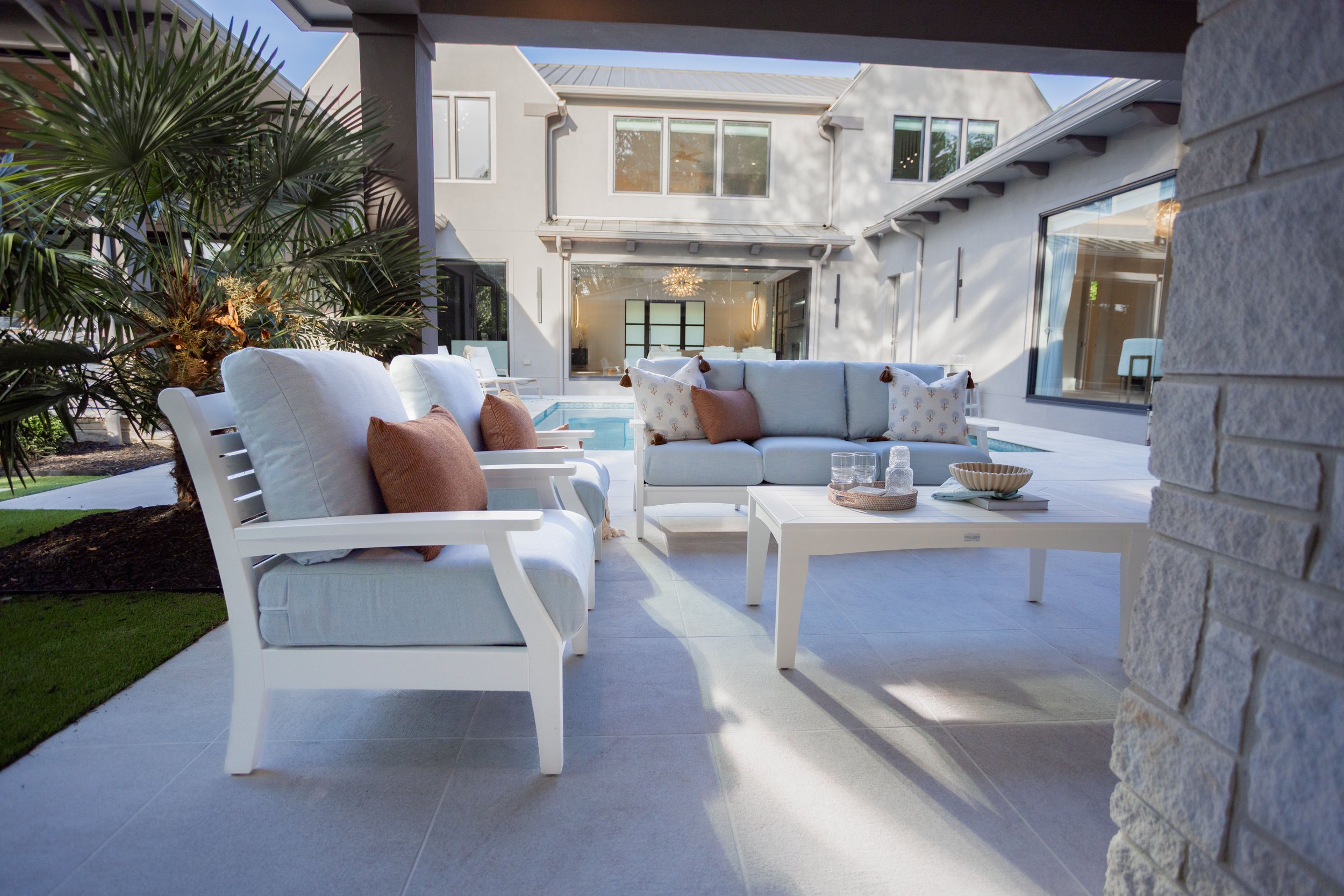 Sectional and Coffee Table_4.jpg