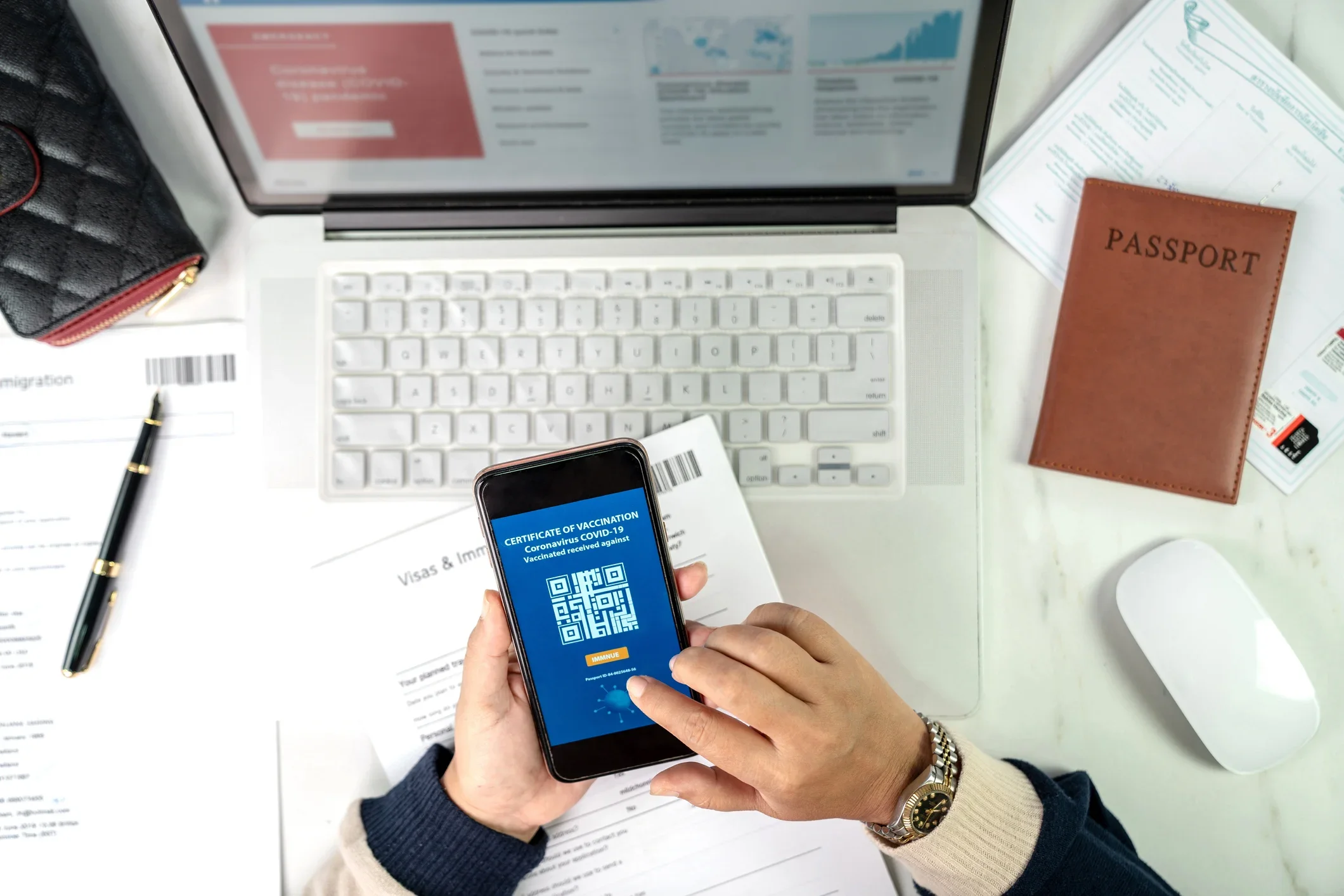 How to Document Your Travels Using Photos, Videos, and Written Narratives