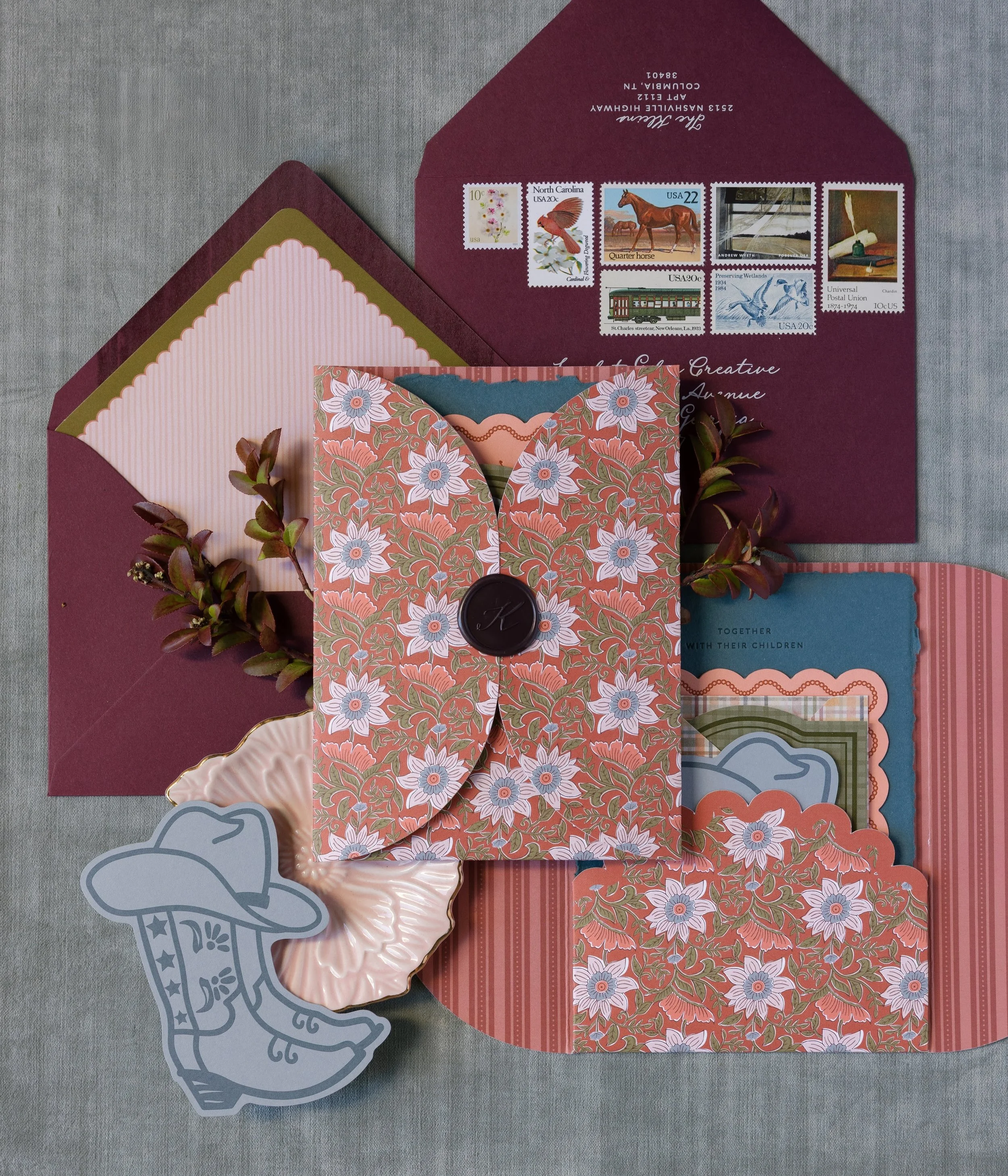When in doubt, a custom folio to bring it all together 👌

Photo: @spostophoto @invitationstylingco 
Planner: @birchandhoneycollective 

Luxury wedding design, Tennessee farm wedding, wedding stationery invitations, maximalist