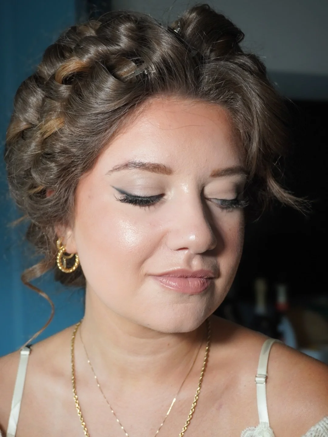 Bronzed skin and a soft wing will forever have my heart.

Lauryn made the most stunning bride. Her natural beauty paired with this warm, glowing glam was the perfect balance of effortless and elevated. We kept the skin radiant, the tones rich and sun