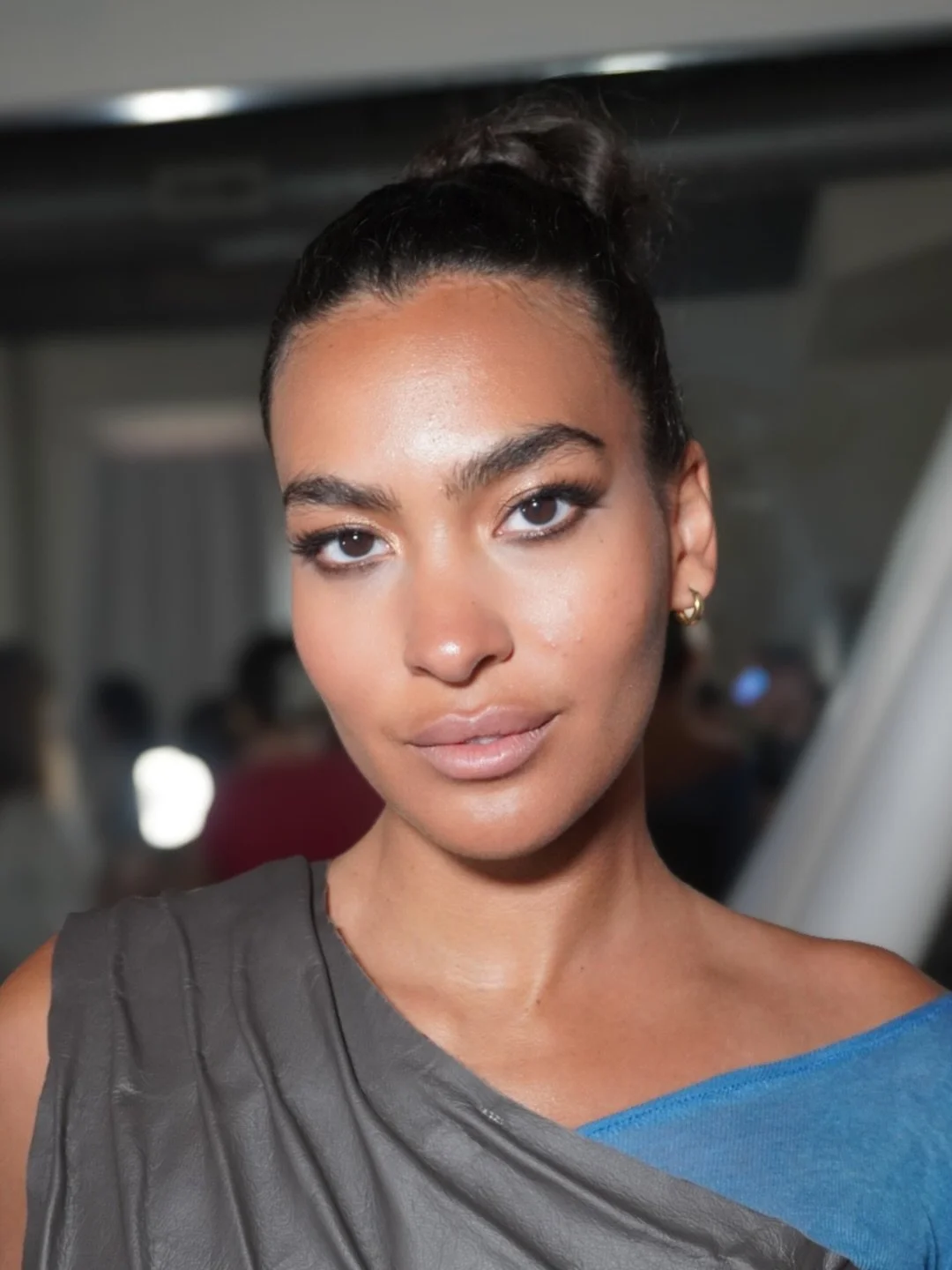 Smokey eye + nude lip forever.

MUSE | @cheyennejanelle 
DESIGNER | @oliviaagreenwell 
ASSISTANT | @viarae_caitlinchriseneephoto 
PHOTO | @amorephotostudio_ 
HAIR | @cutzbyashlyn @madcutstho