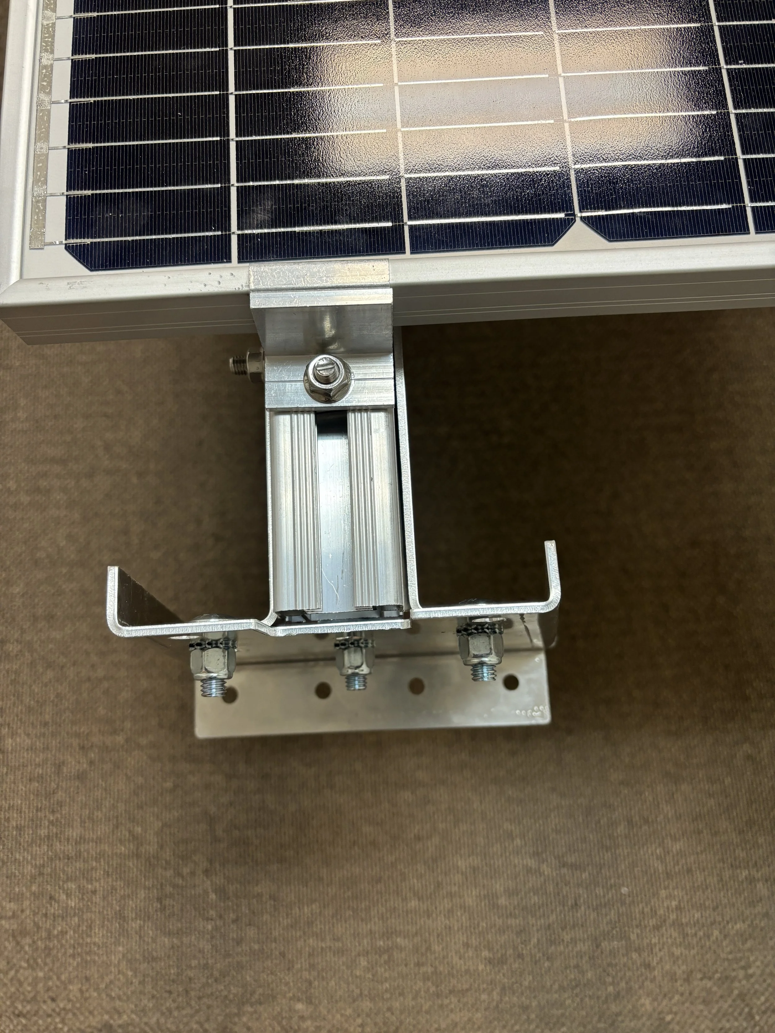 NEW Triangle with L-Flange.JPG