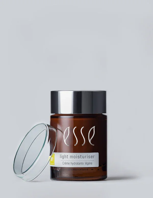 light moisturiser 2.webp