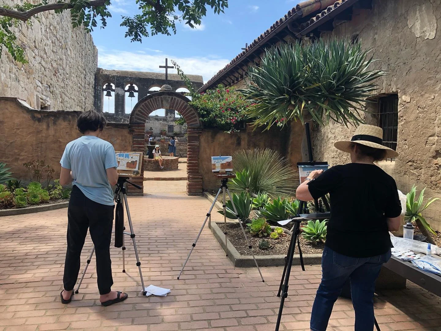 Painting with family at the #sanjuancapistranomission  Three generations 💕