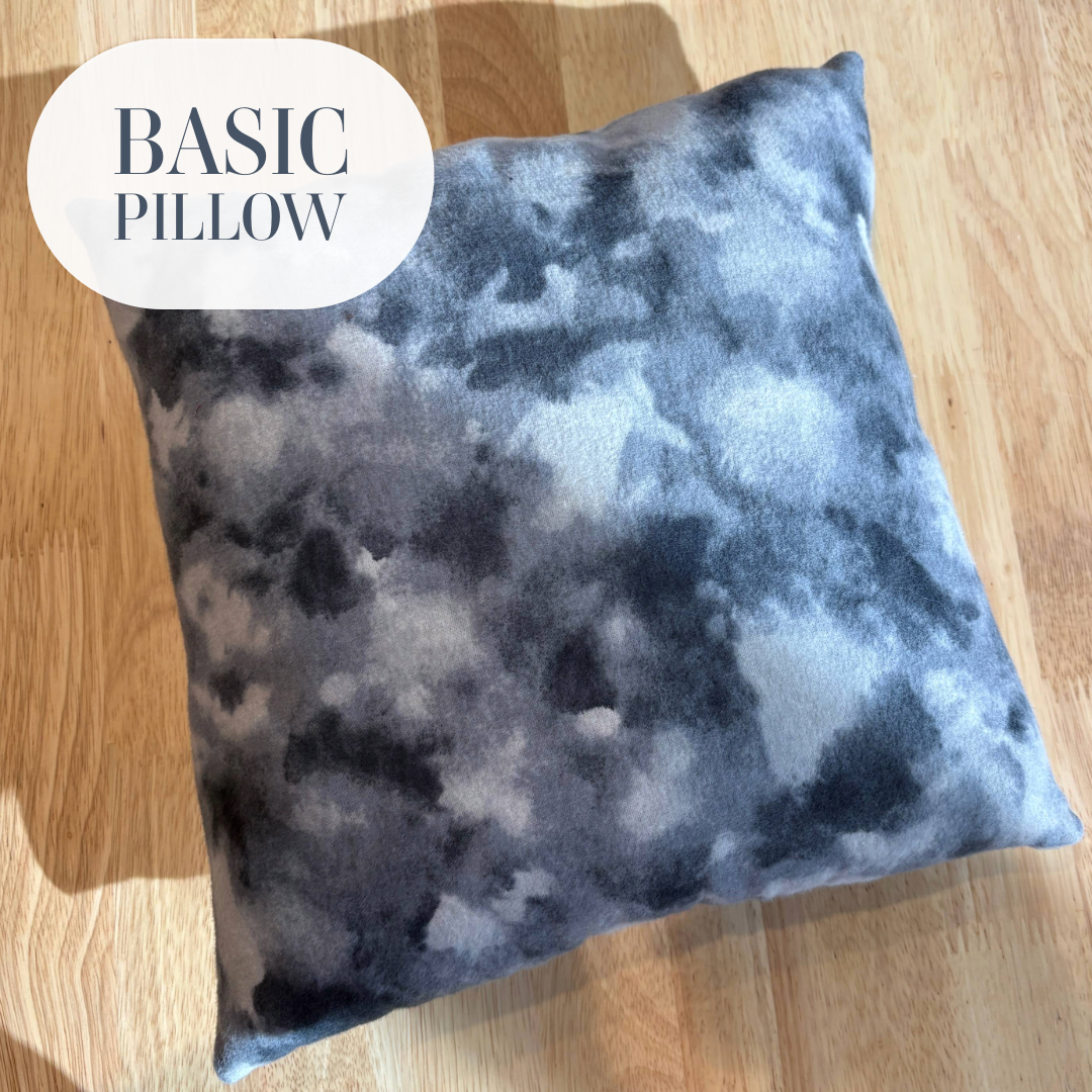 In this 40 minute beginner class students will complete a classic first project, a simple pillow! Skills learned include straight stitching, pivoting, and more!