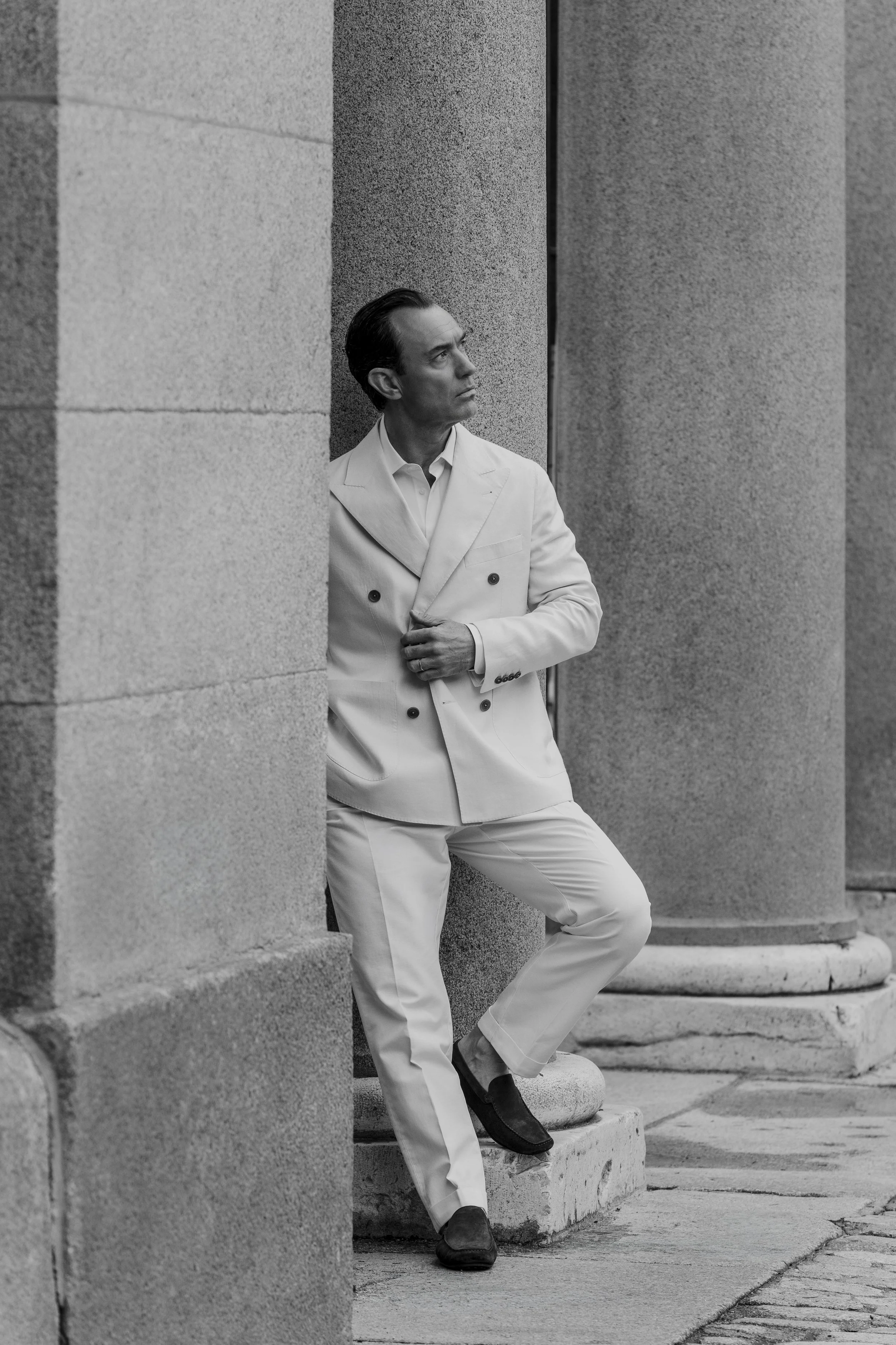 Unit-stills-photographer-behind-the-scenes-El-Corte-Ingles-Primavera-campaign-Jude-Law-Madrid