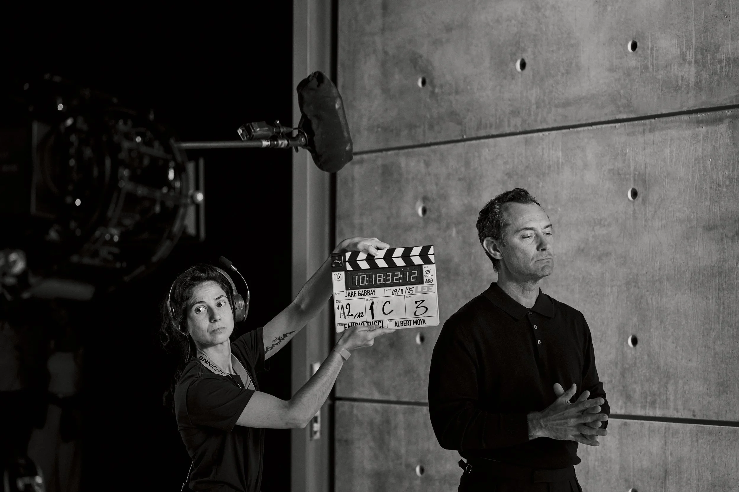 Behind the scenes of the Jude Law photoshoot for Emidio Tucci Winter 2025 campaign