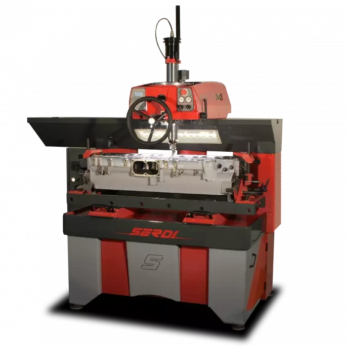 The SERDI 4.5 features a triple air‑cushion centering system and built‑in motor spindle, enabling precision machining of valve seats from 16 to 120 mm (0.6″ to 4.7″) diameter.