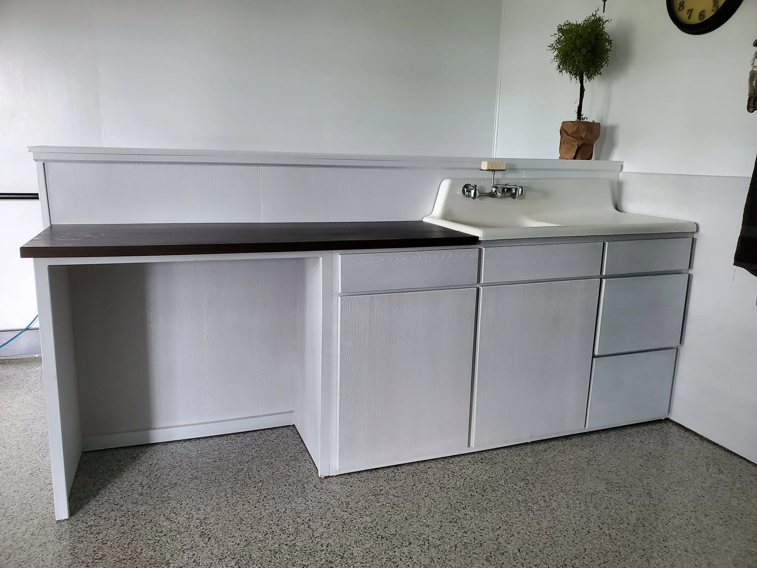 polycraft-plus-ACRE-gray-kitchen-cabinet-remodel.jpg