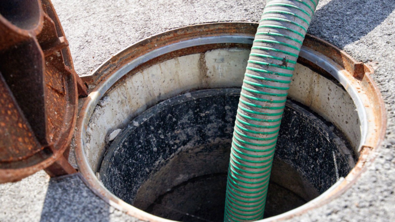 Neteja i buidatge de fosses sèptiques