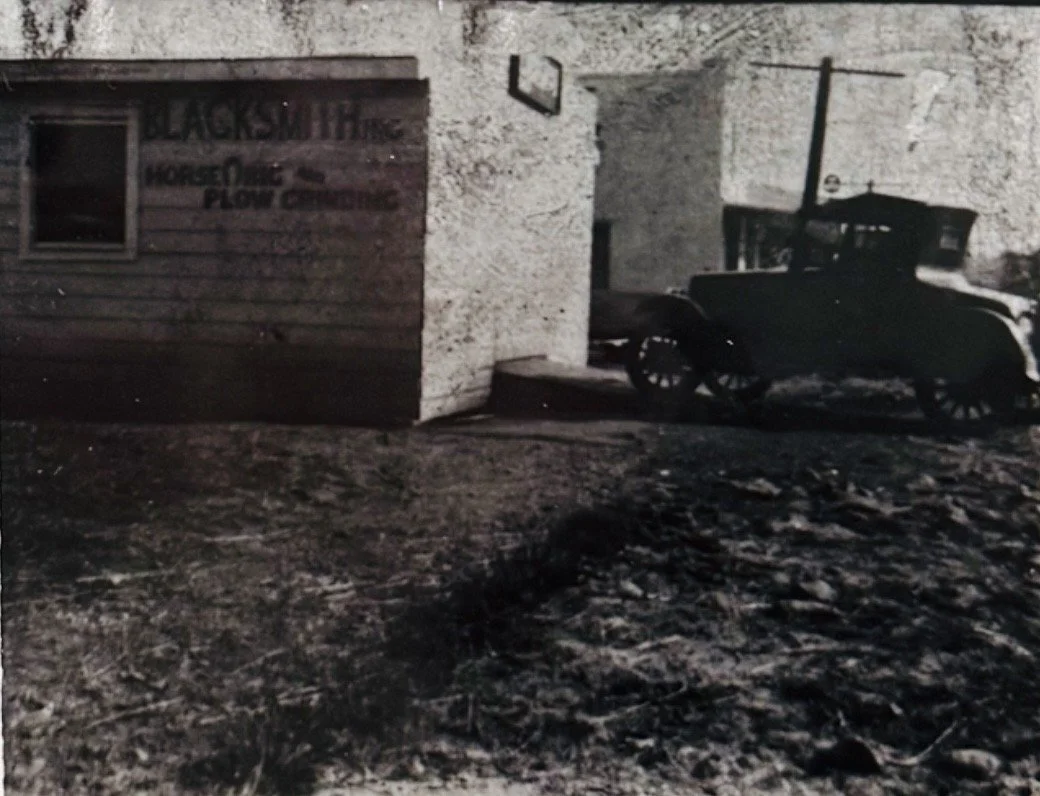 1920 - Blacksmithing, Park Place, Oregon City (#570)