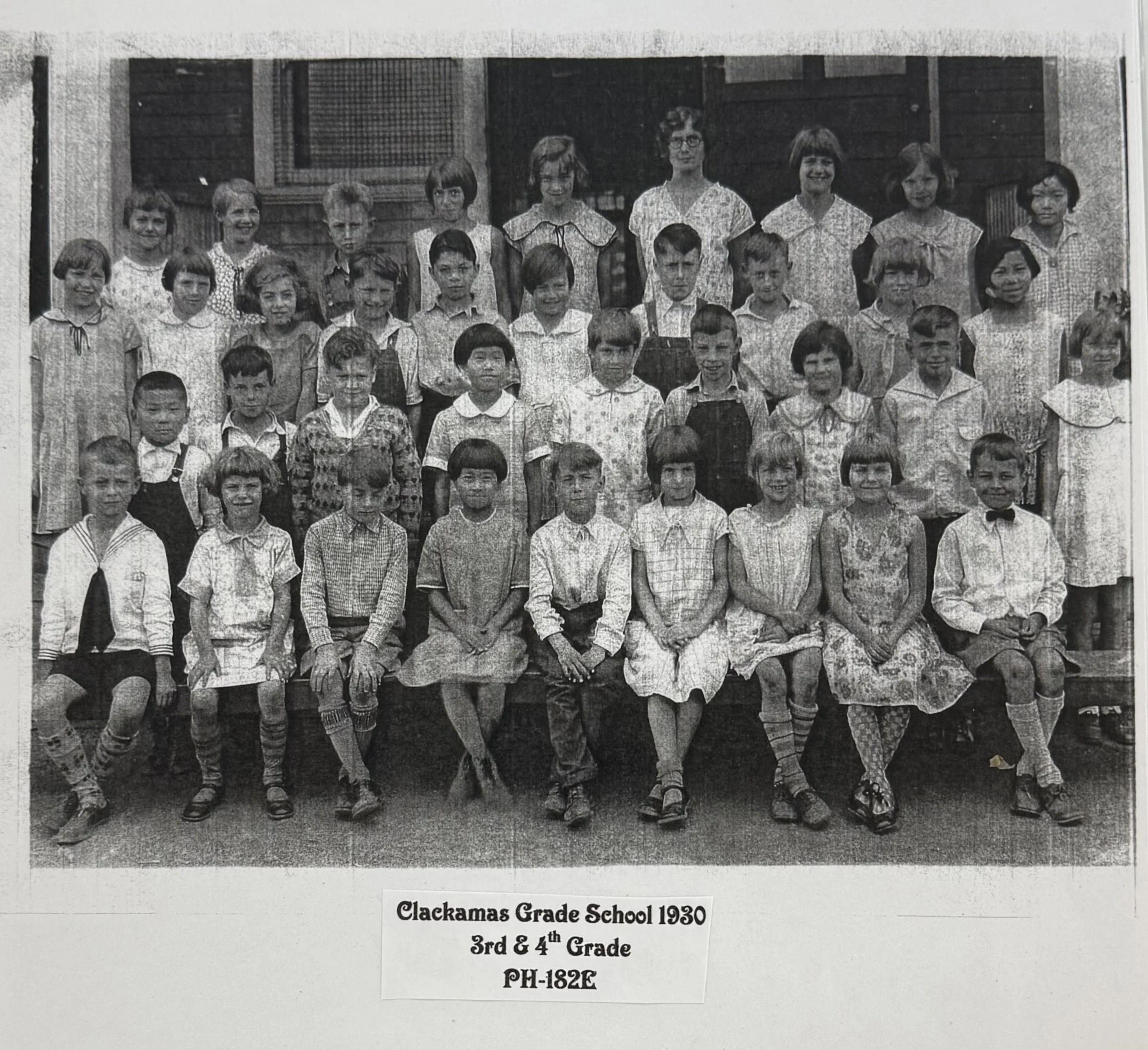 PH-182(E): Clackamas Grade School (Third and Fourth Grades, 1930)