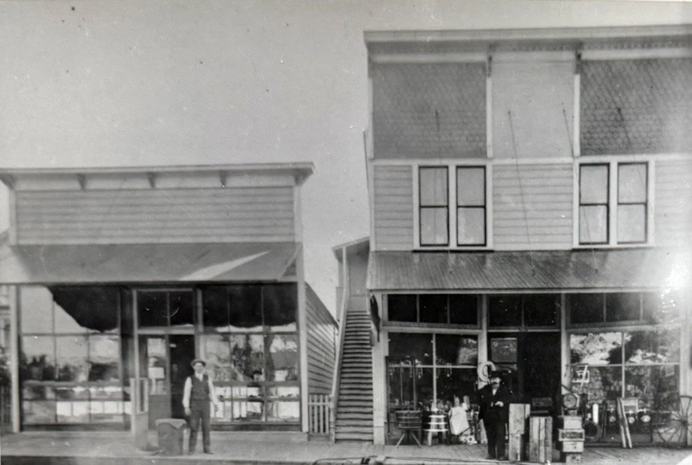 1908 - Littles Confectionery Store, located at 510 7th Street, Oregon City (#320)