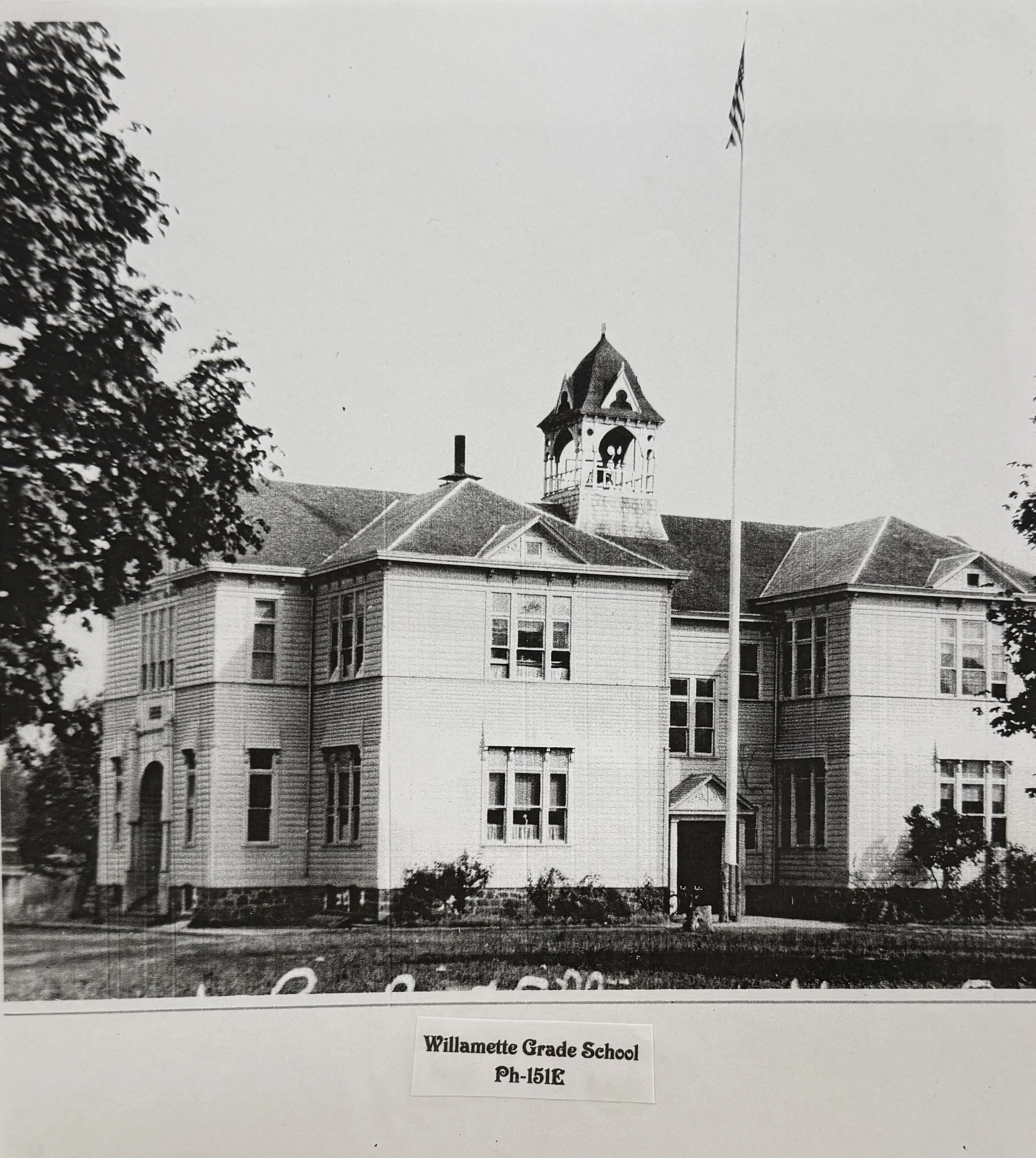 PH-151(E): Willamette Grade School, Willamette (undated)