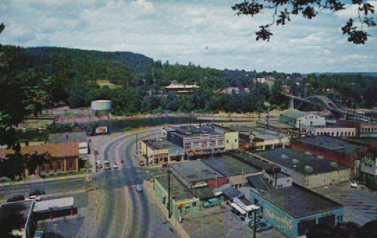 PC087  South end of Main Street Oregon City at its intersection with McLoughlin Blvd.  (99E).  To the right is the 1922 Oregon City Bridge designed by engineer Conde B. McCullough and is listed on the National Register of Historic Places (2005).  Rep
