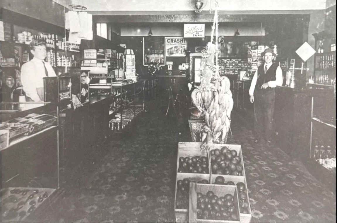 1908 - Interior Littles Confectionery Store, located at 510 7th Street, Oregon City (#319)