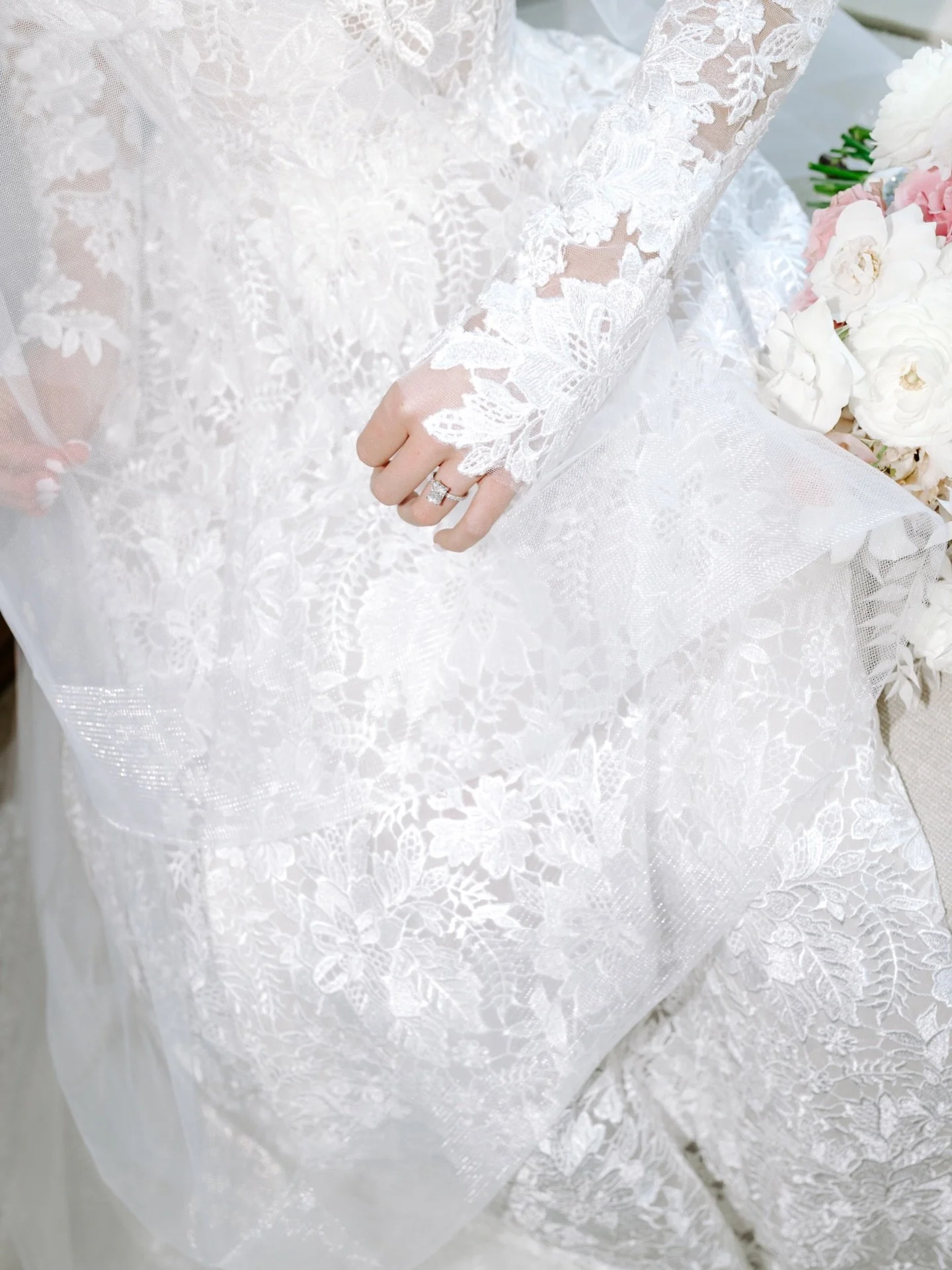 Some things never lose their allure. 
&bull; 
Three One Two Bride&reg;
&bull; 
Photo: @kerricarlquist @yayitskatyy 
Planner: @clementinechicago @melsamek 
Hair &amp; Makeup: @threeonetwobridal 
Dress: @berta