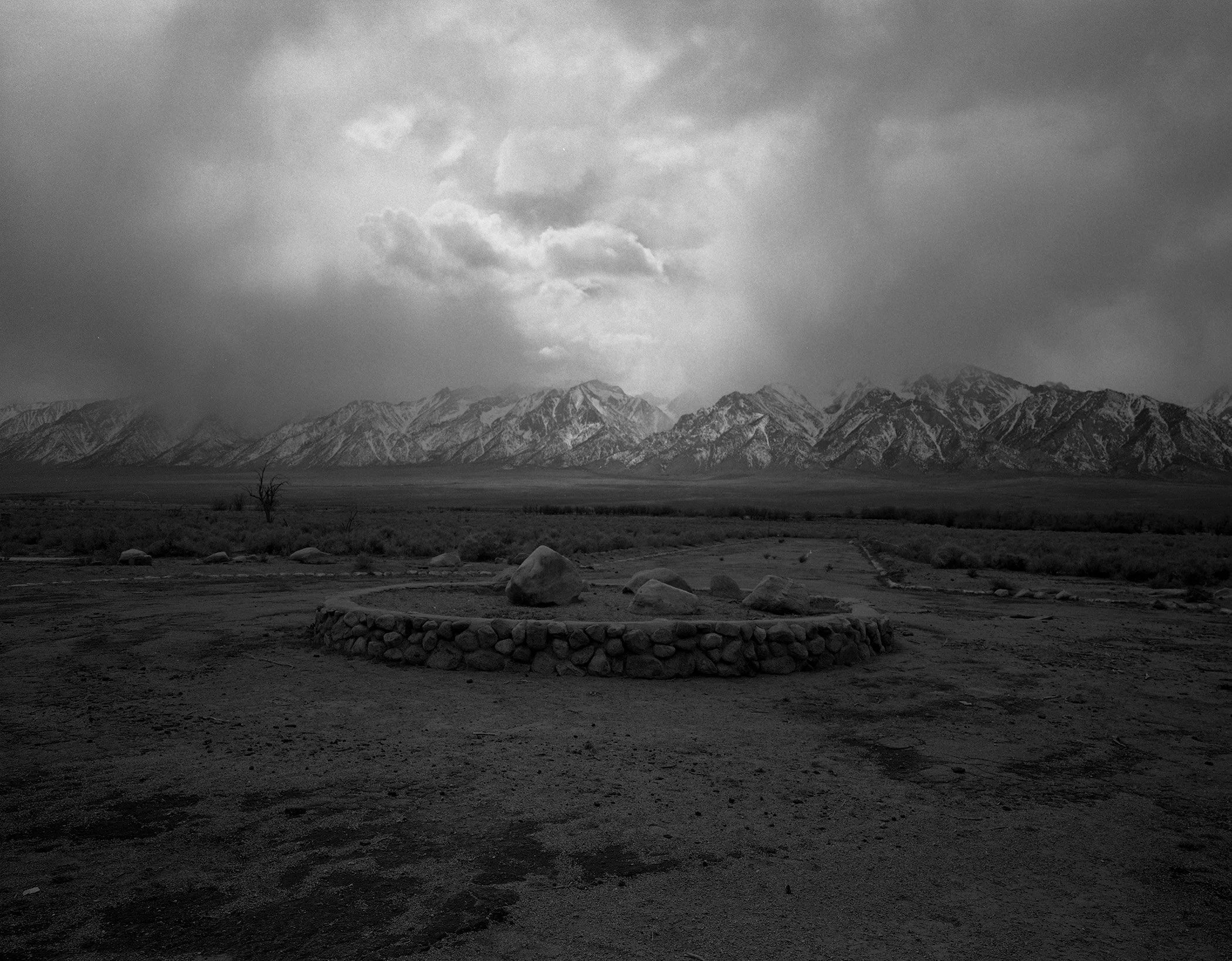 Copy of Manzanar circle drve064.jpg