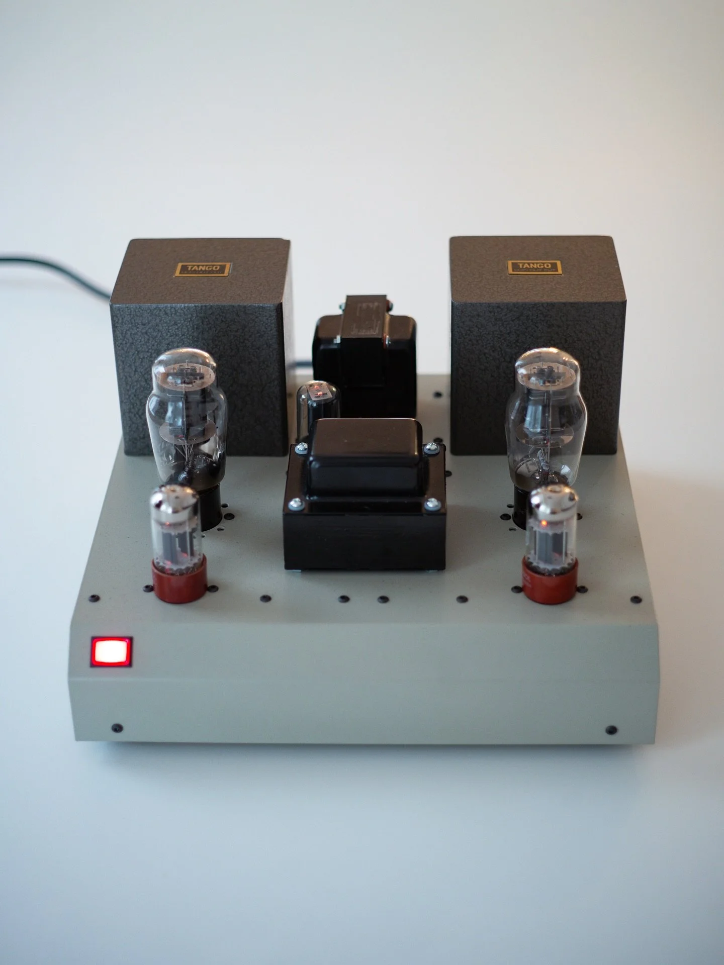 WESTERN ACOUSTICS SINGLE-ENDED 2A3

Single-ended 6SN7->2A3 amplifier inspired by @je2a3&rsquo;s 300B circuit. I picked out the tubes in Akihabara last year specifically for the Eidolon speaker build. Building a fully end-to-end high efficiency hor