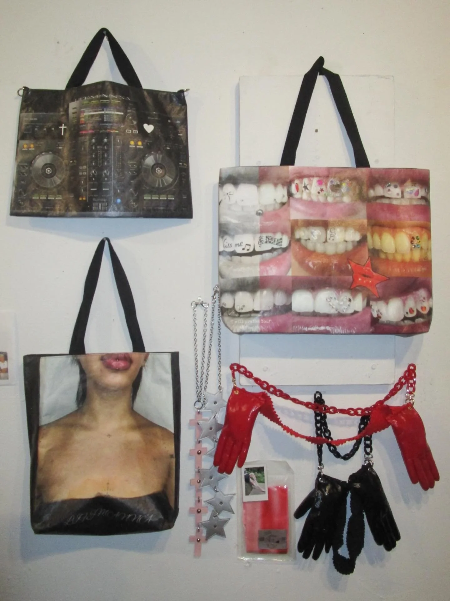 Our very first Cherrybomb NY! In collaboration with @scatterbrainmagazine at @the_living_gallery we are so grateful for all of our amazing vendors and everyone who came out despite the cold🤍🌀🌨️ We are so excited for our future markets here in NY k