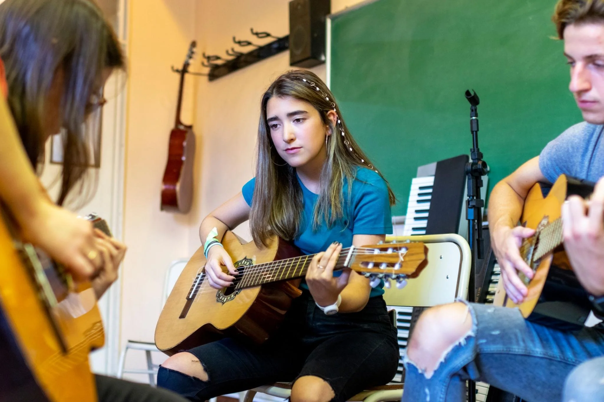 Build confidence and learn music theory