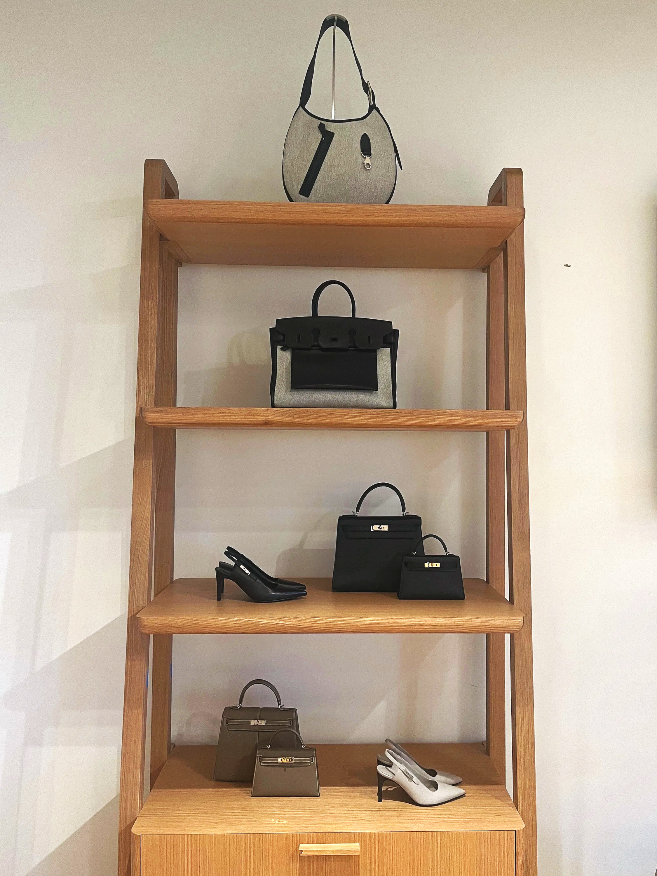 Hermès Visual Merchandising