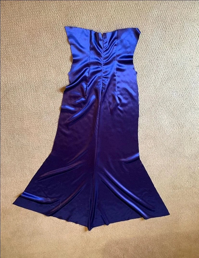 20210908153441-12687286-dress-back-piece (1).jpg