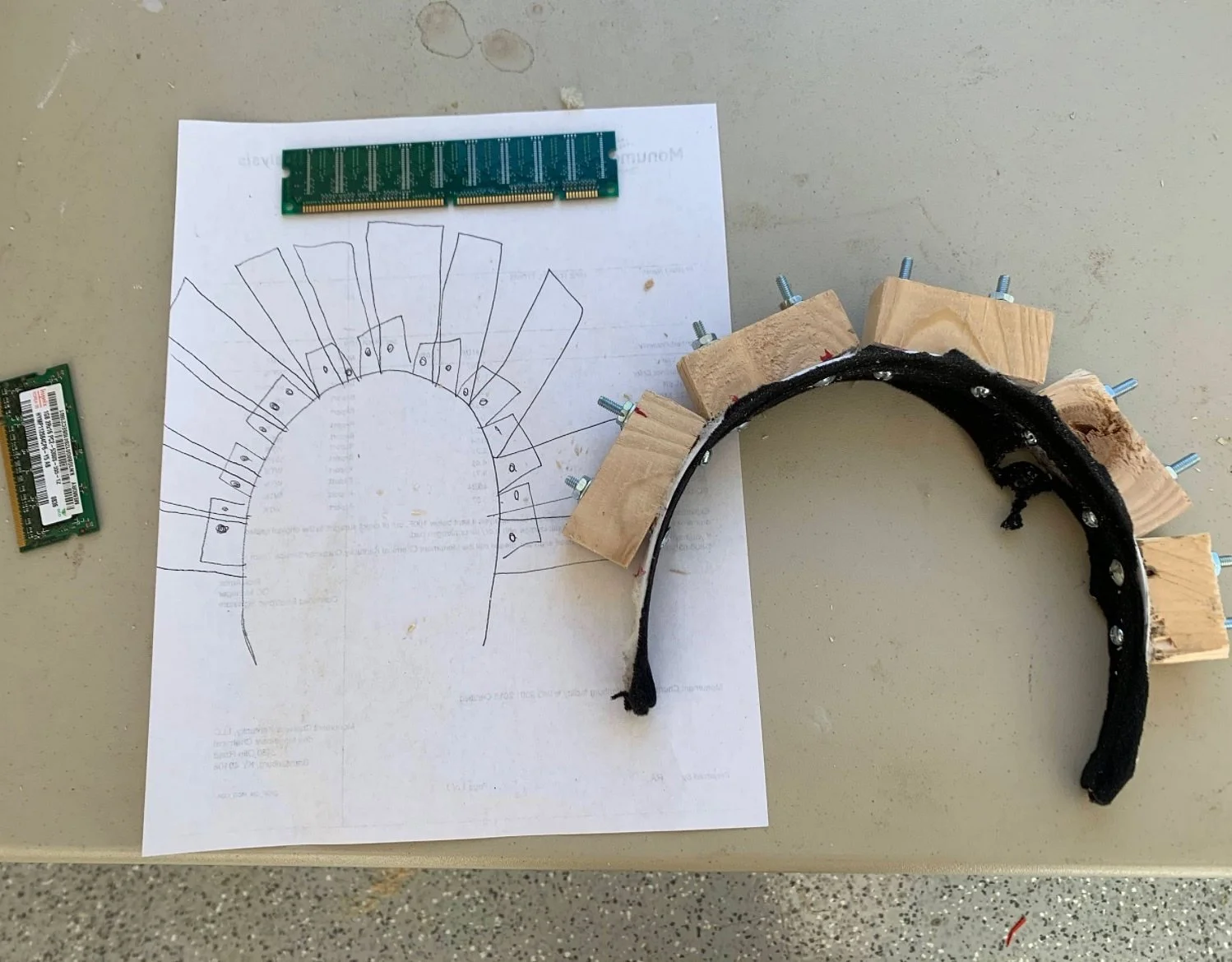 20220128230846-13490710-headpiece-planning-and-construction-of-wooden-supports (1).jpg