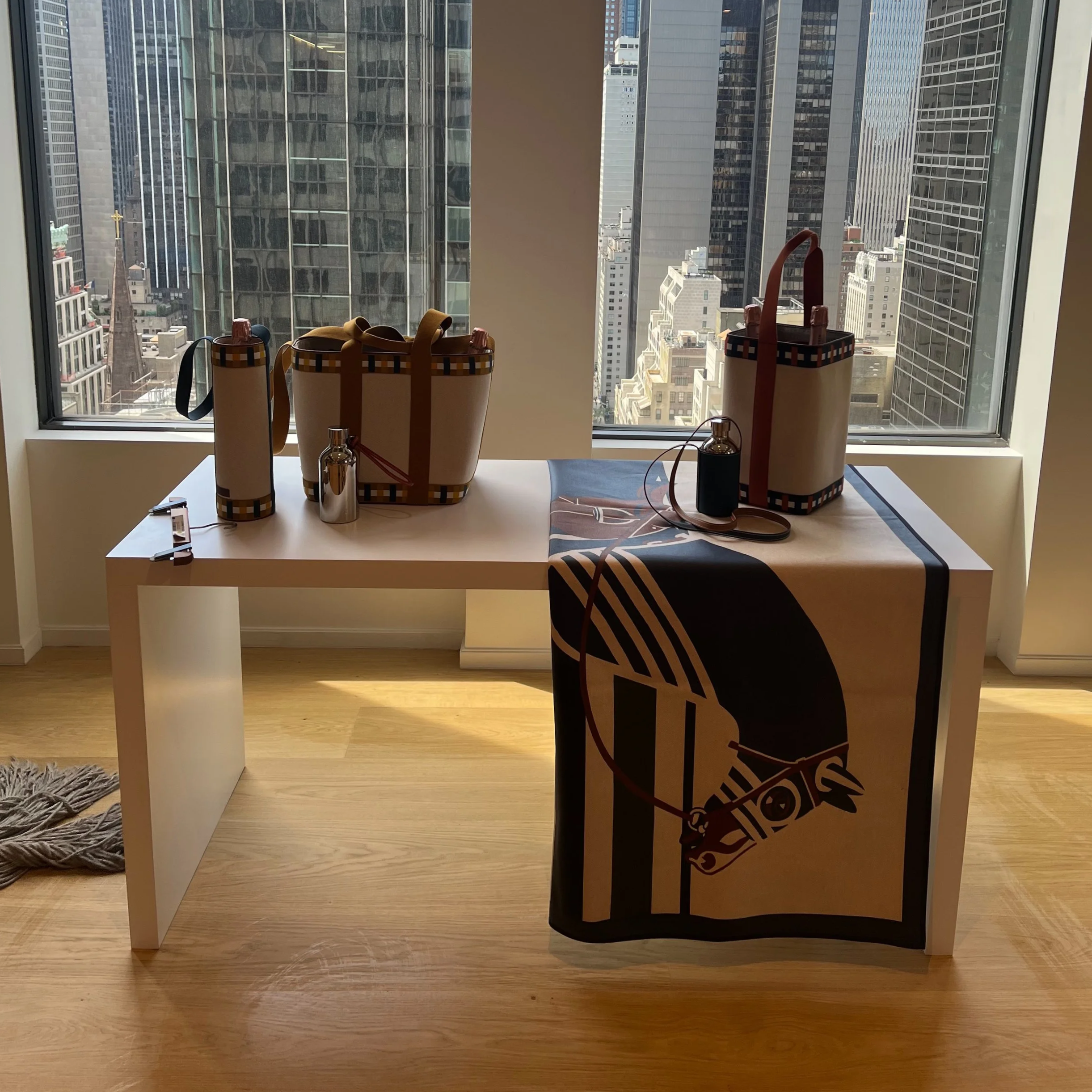 HERMÈS VISUAL MERCHANDISING