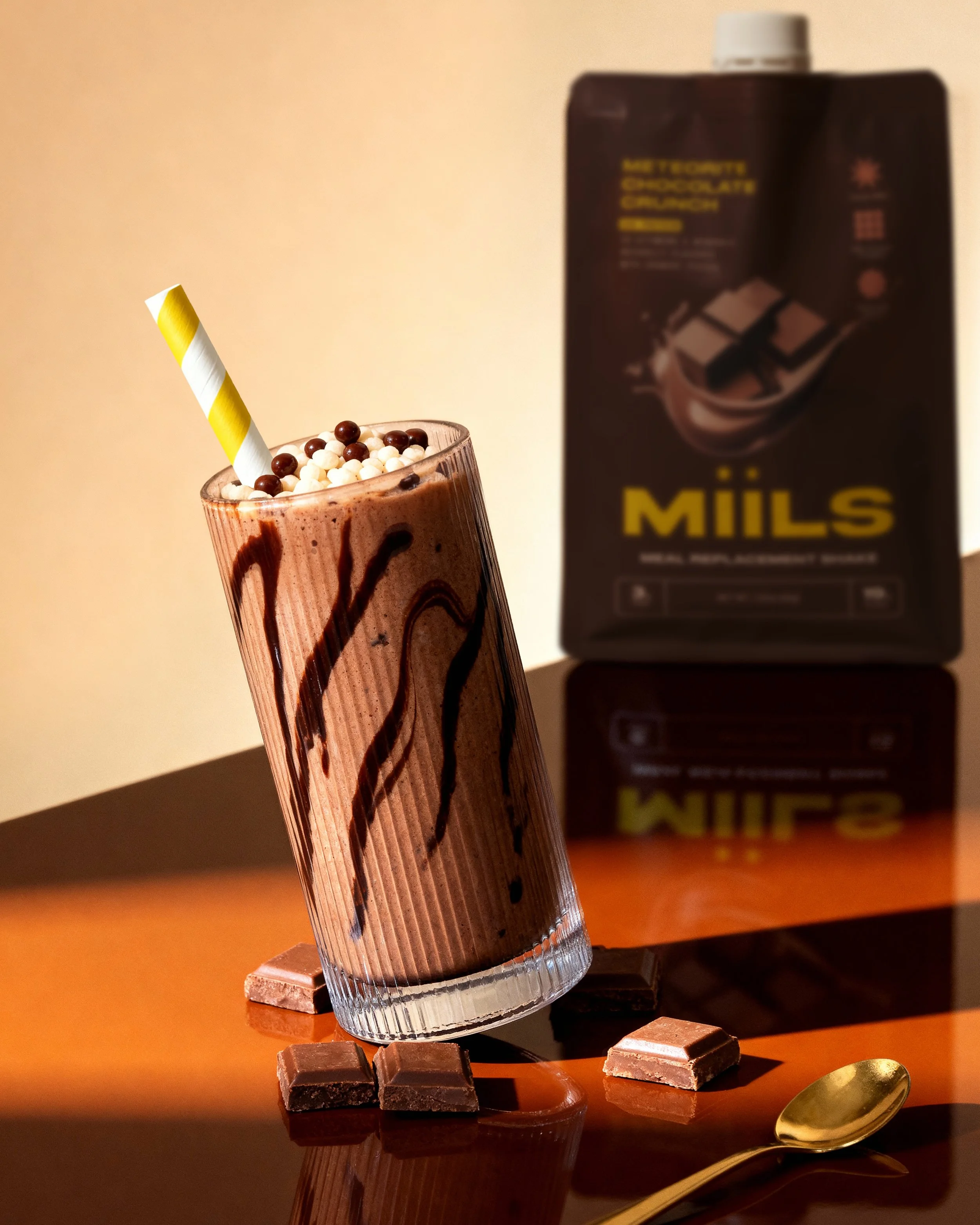 Miils_Still_1125_Part1_BlackChocFriday_02_V03.jpg
