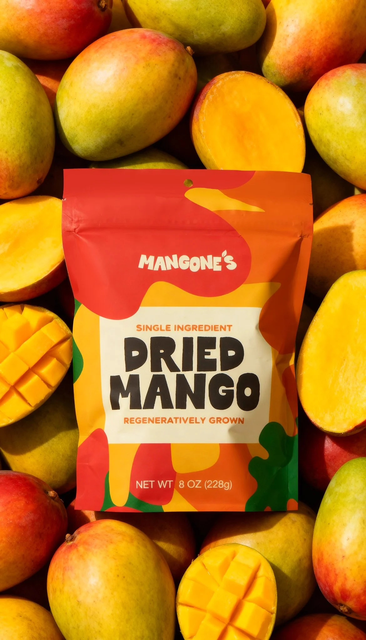 mangones-mango-flatlay.jpg