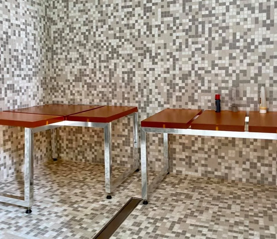 carrelage, artisans, athes, finistere sud, travaux, renovation, maconnerie, idee, deco, salle de repos, sport,.jpg