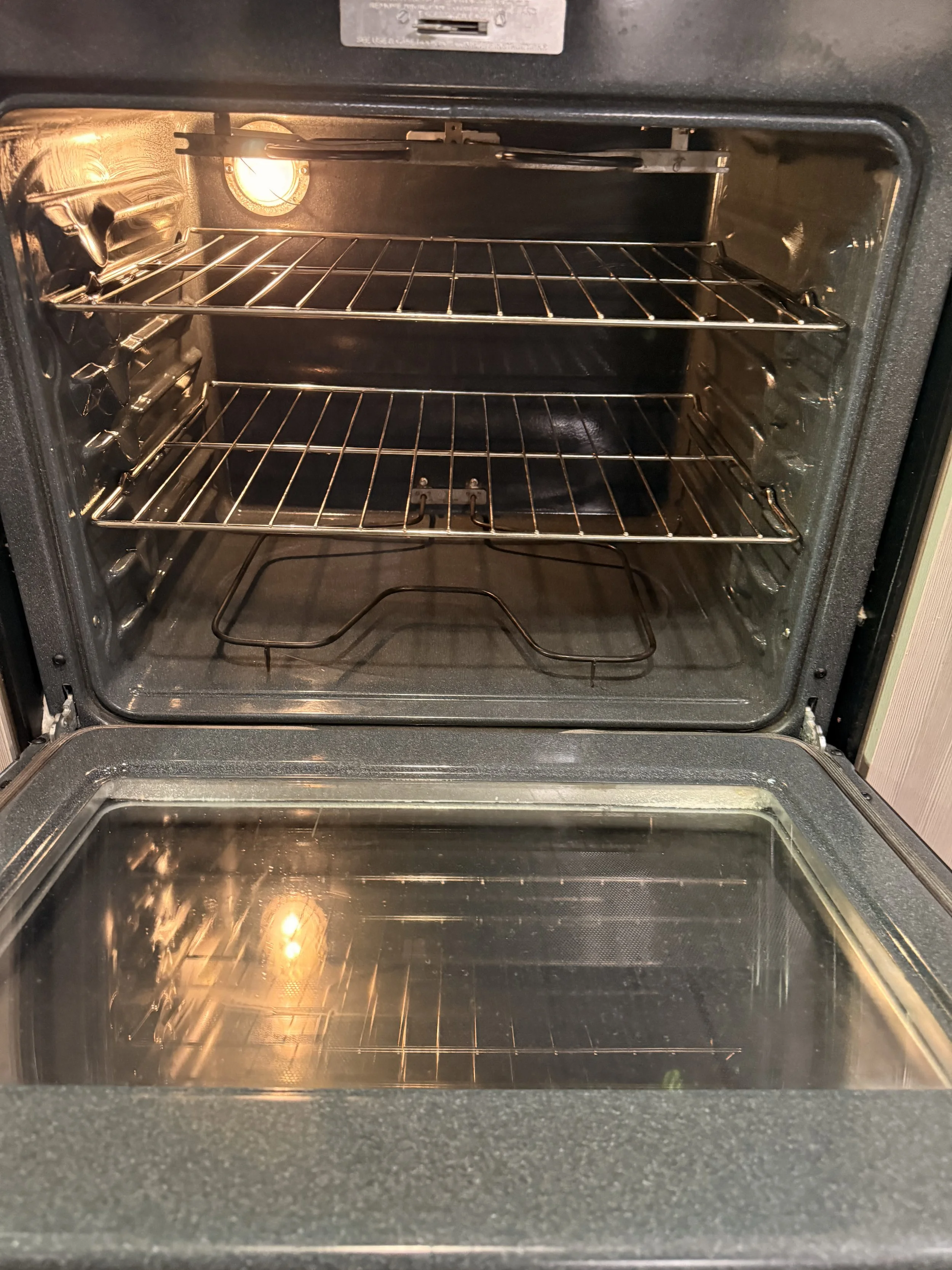 Clean residential oven after detailed house cleaning in Anna, TX