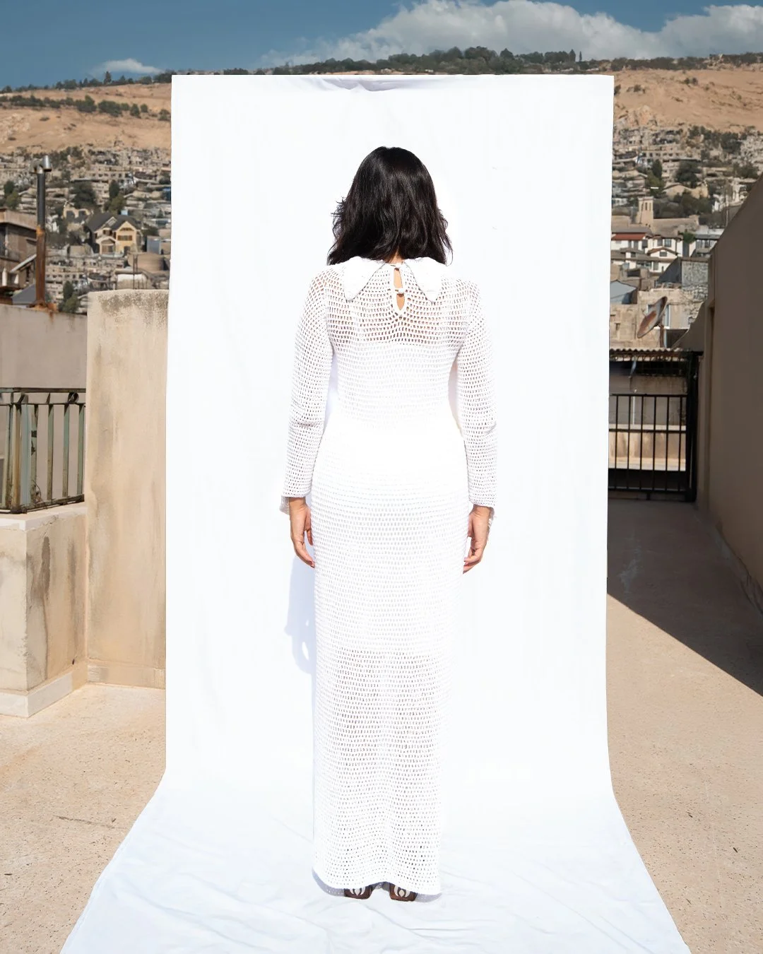 white dress back.jpg