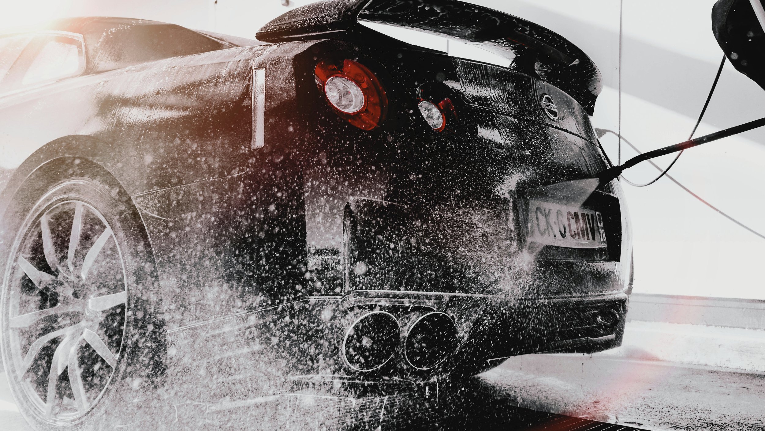 Nissan GTR full detailing image