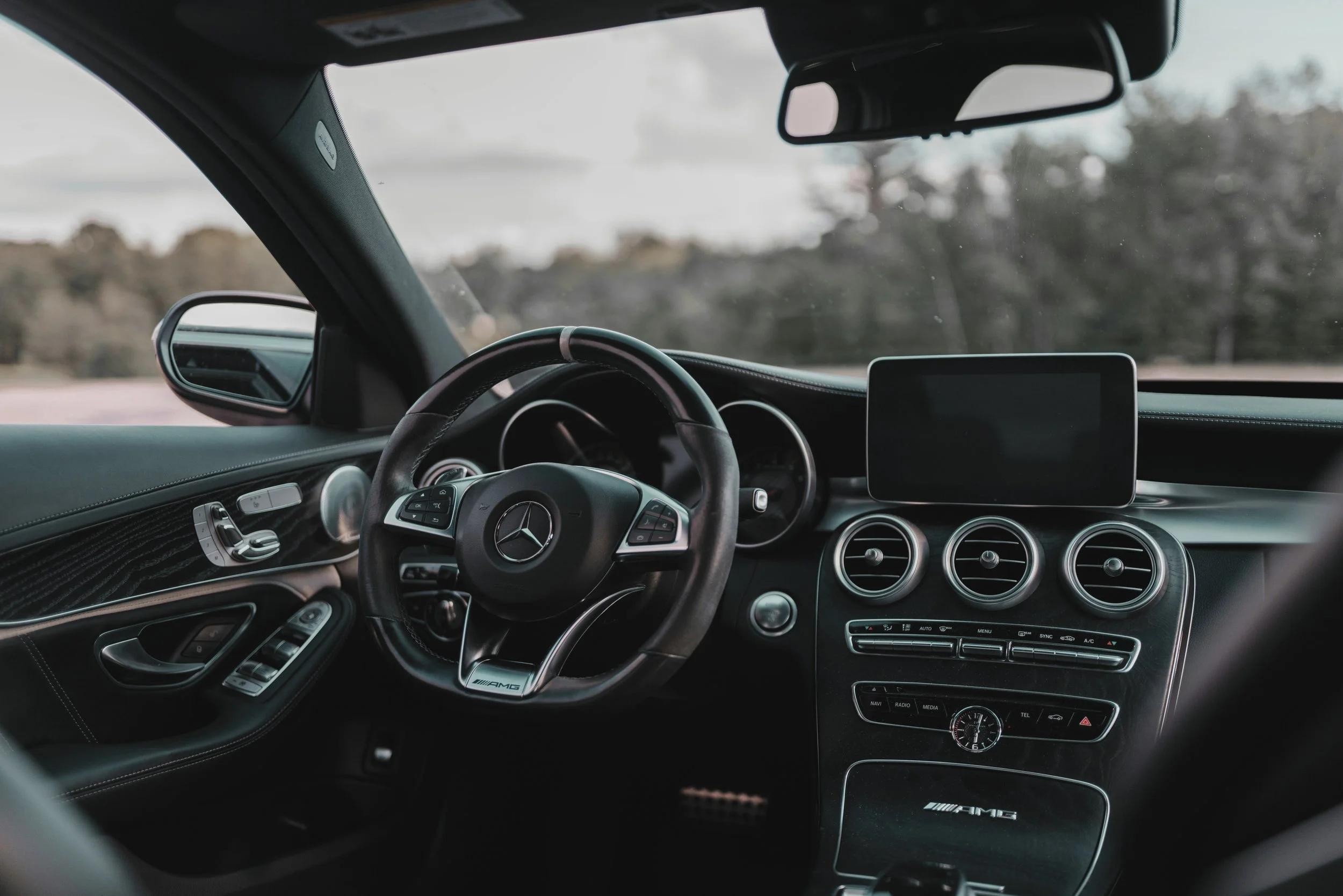 Clean Mercedes interior image