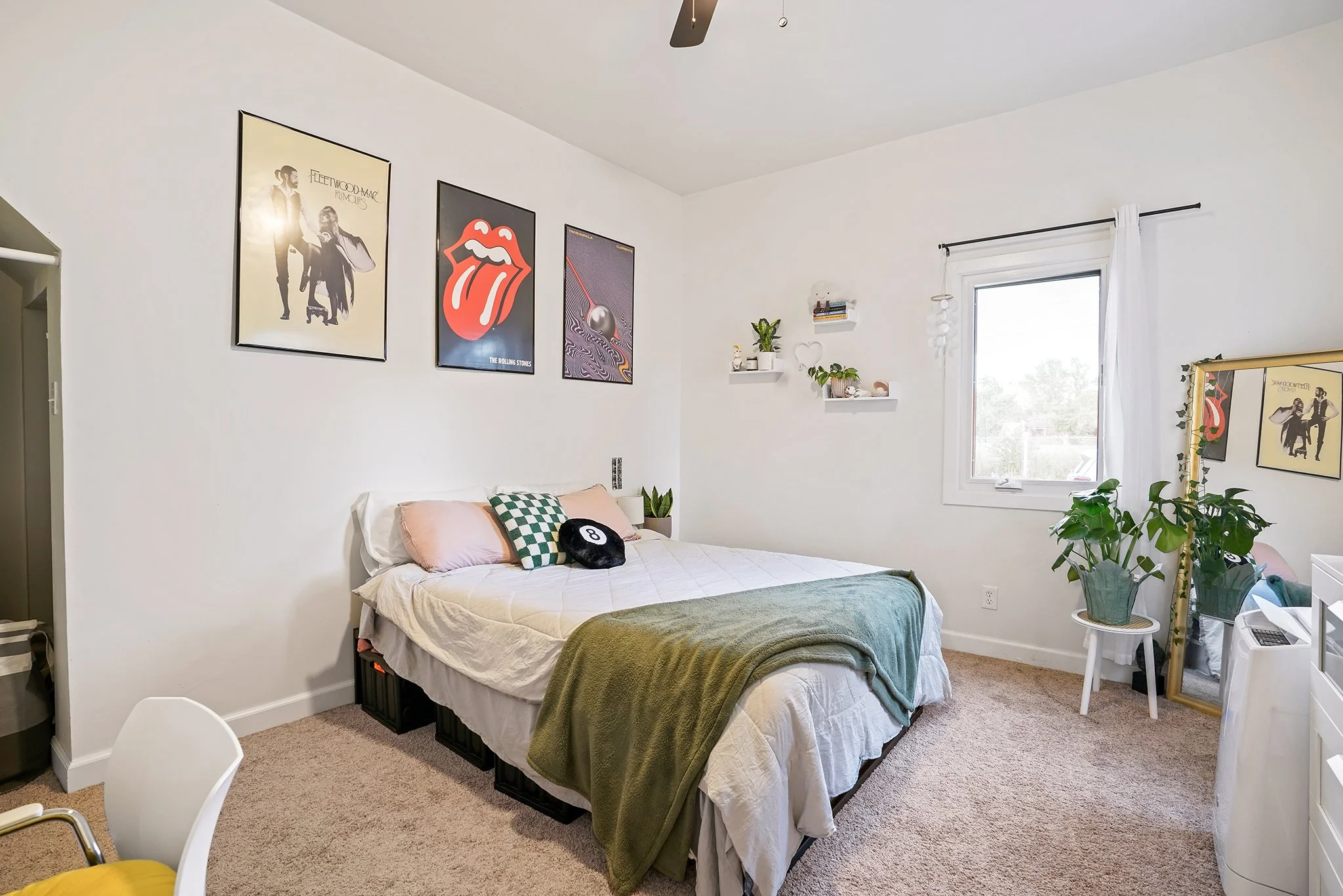 Unit A [ Main Level ] Master Bedroom 