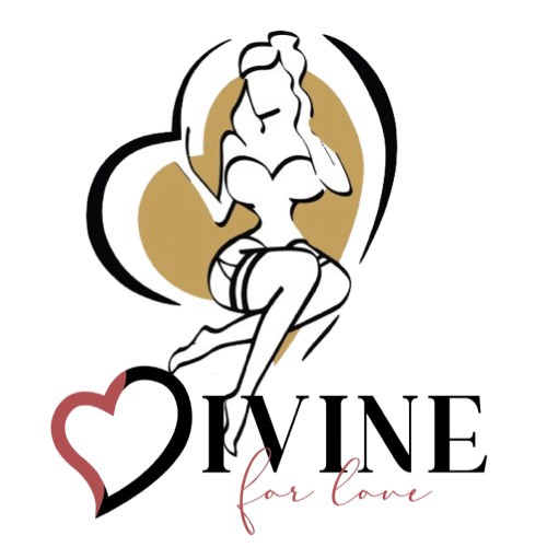 Logo illustrant une femme en bikini assise, avec un cœur rouge et le mot 'Divine' écrit en dessous.
