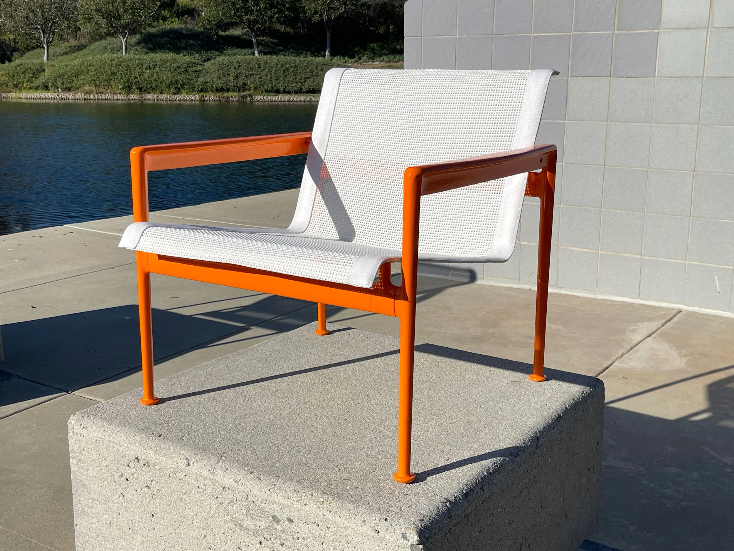aymerick-modern-1966-richard-shultz-orange-chair-arms_4550.jpg