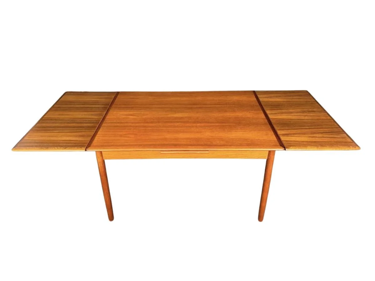 Tables - (4x3) (1).jpg