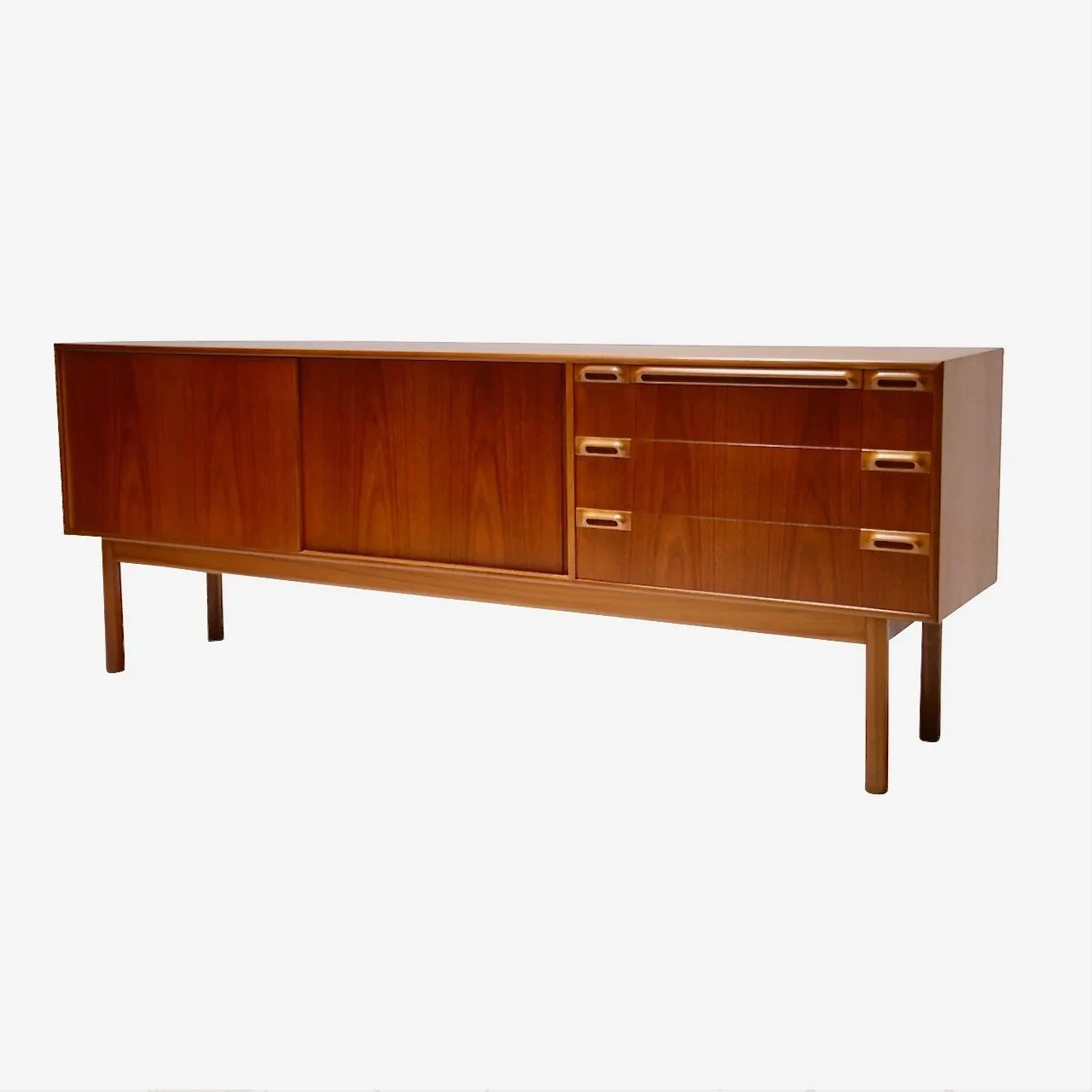 Credenza 10