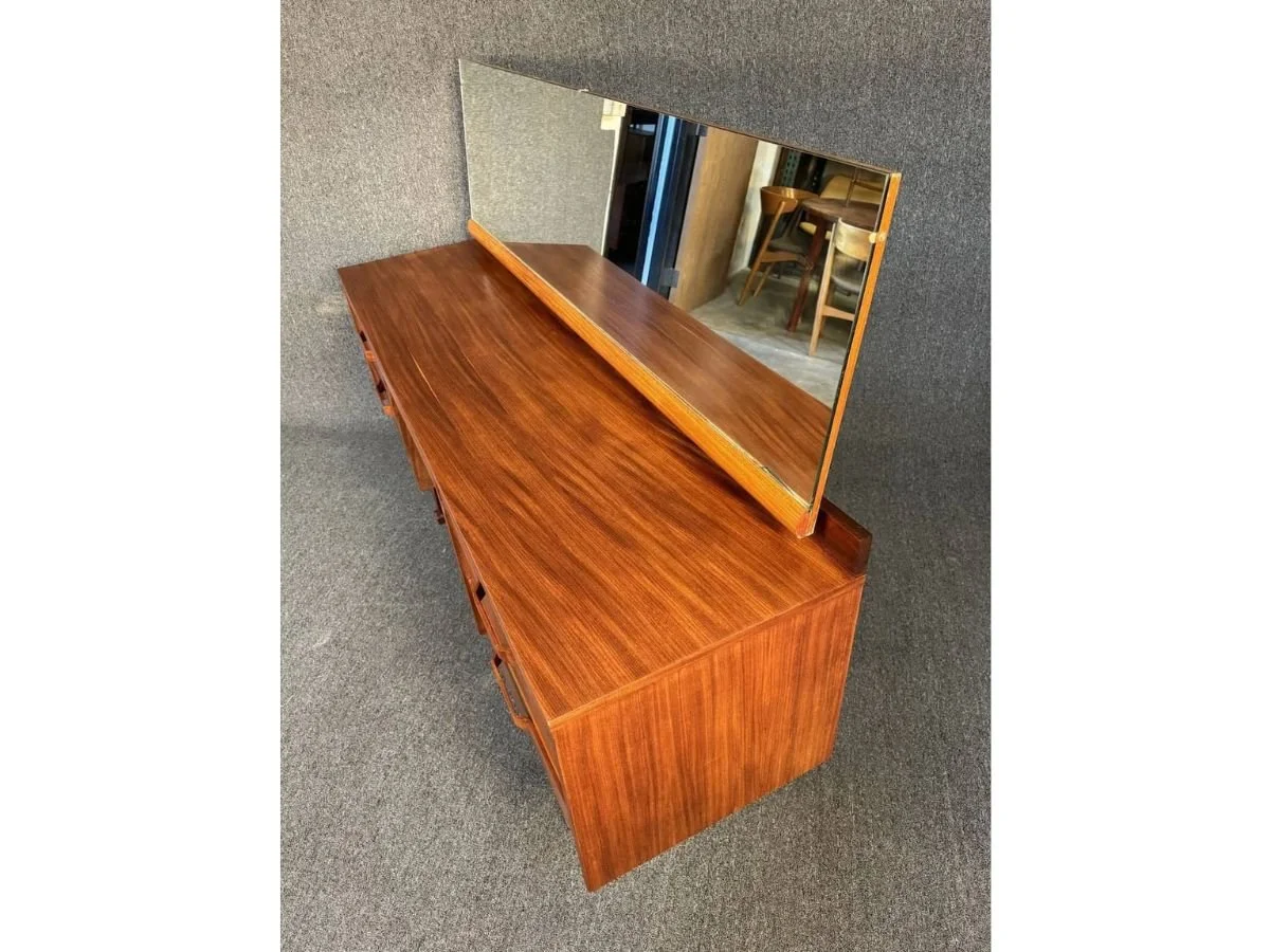 Tables - (4x3) (6).jpg