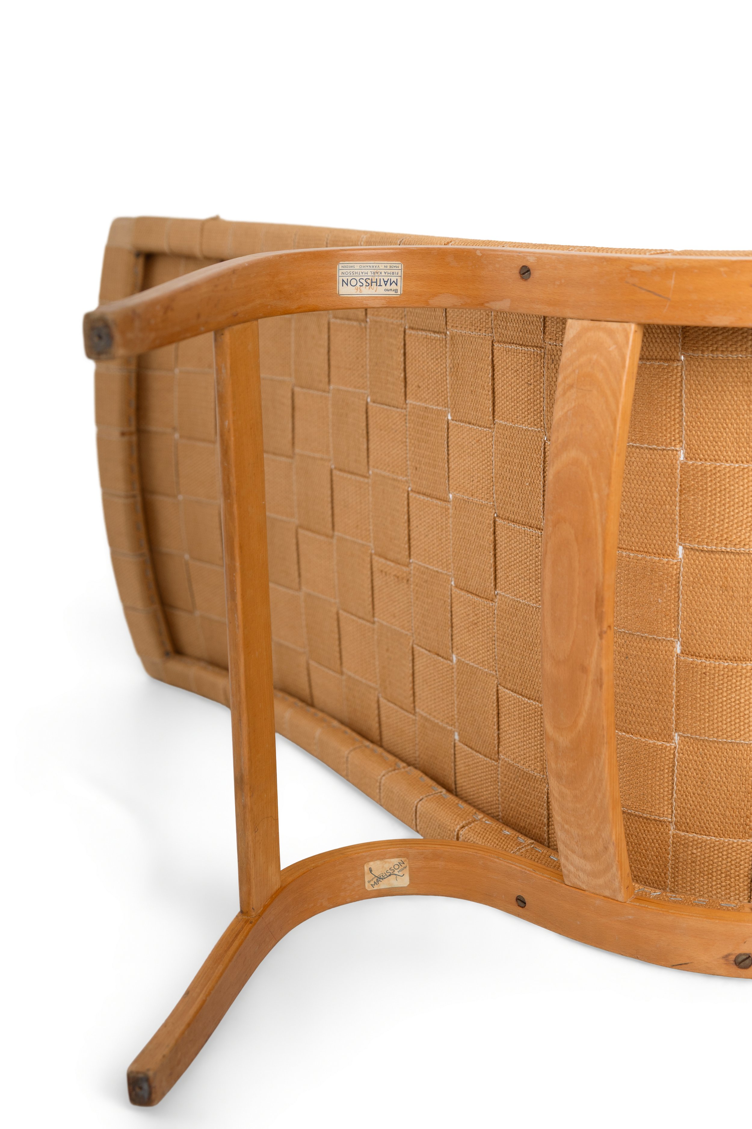 KelliDunajChair(13).jpg