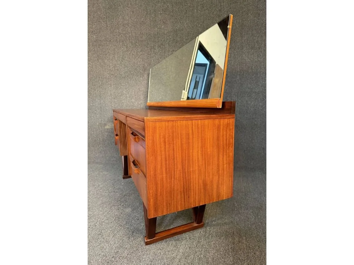 Tables - (4x3) (7).jpg