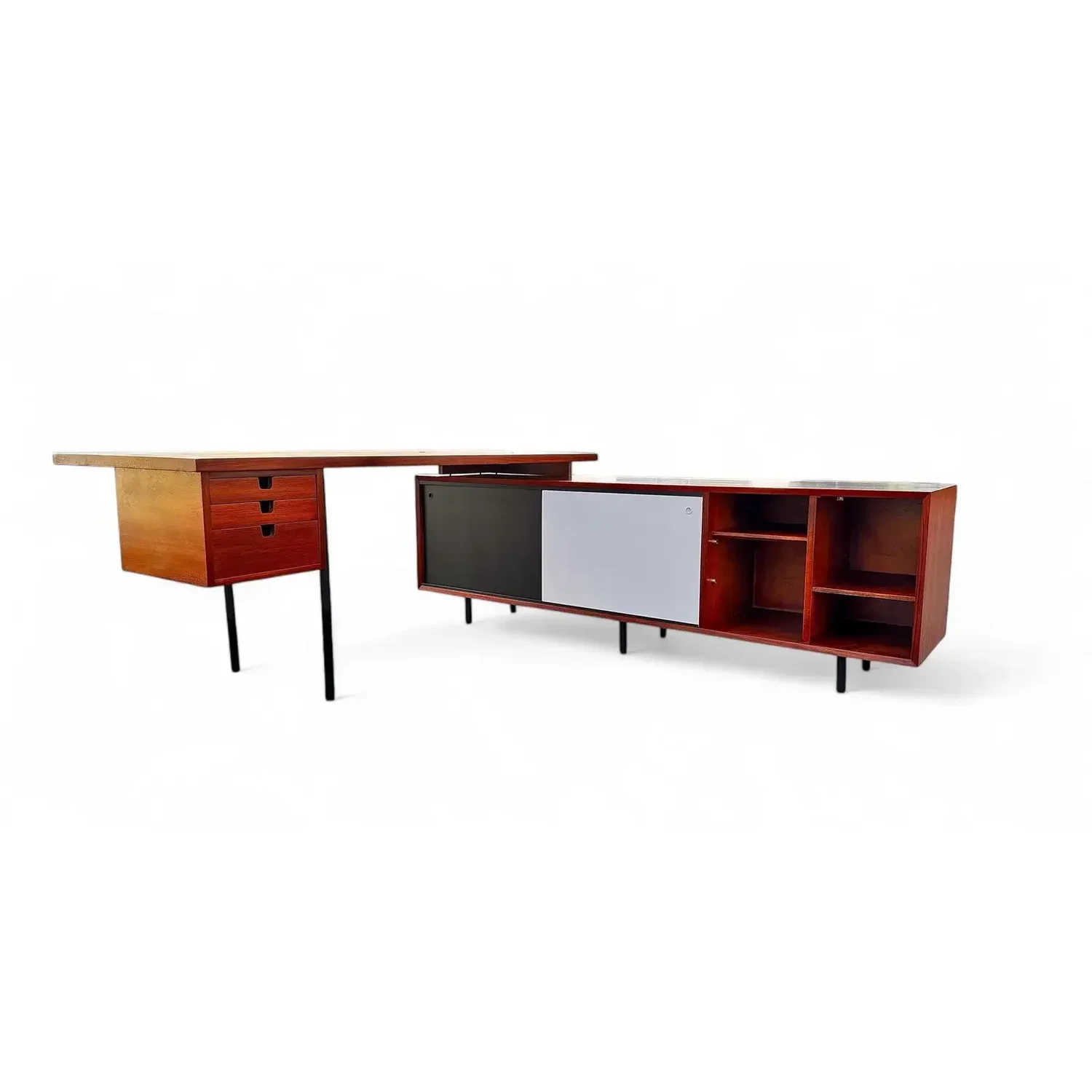 George Nelson EOG 9000 Series Executive Desk By Herman Miller