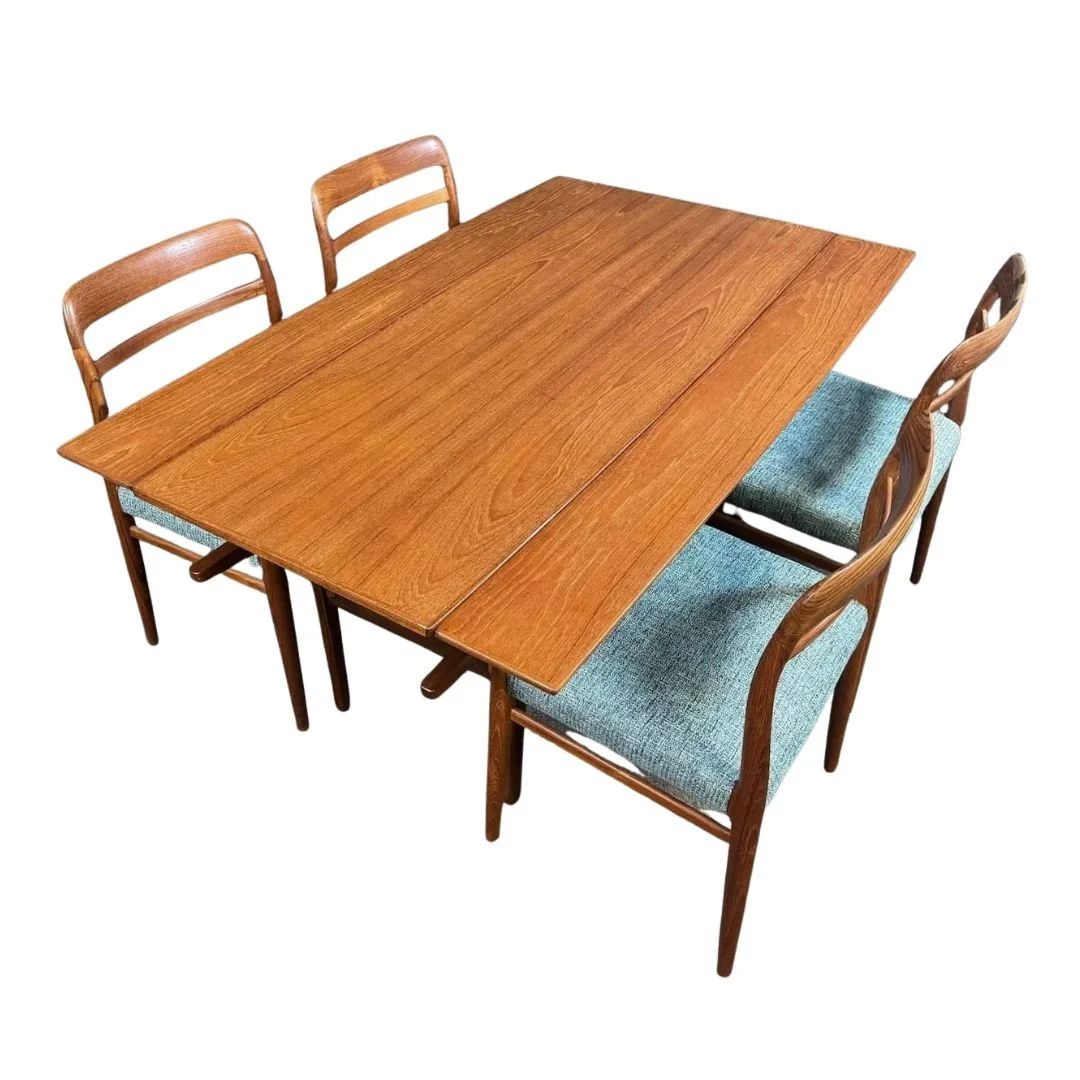 Tables as Squares (2).jpg