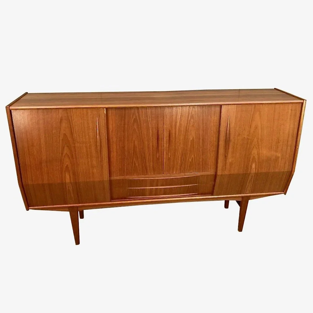 Credenza 9