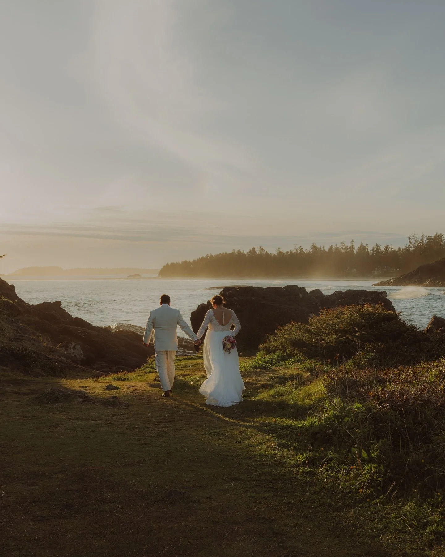 A dreamy day in Tofino, where love was as clear as the ocean air. ☁️🕊️

photographer/ @teresasaundersphotography 
video/ @fayefilms.ca 
makeup &amp; hair/ @vibeautifystudio 
florals/ @evokefloral 
location/ @pacificsands