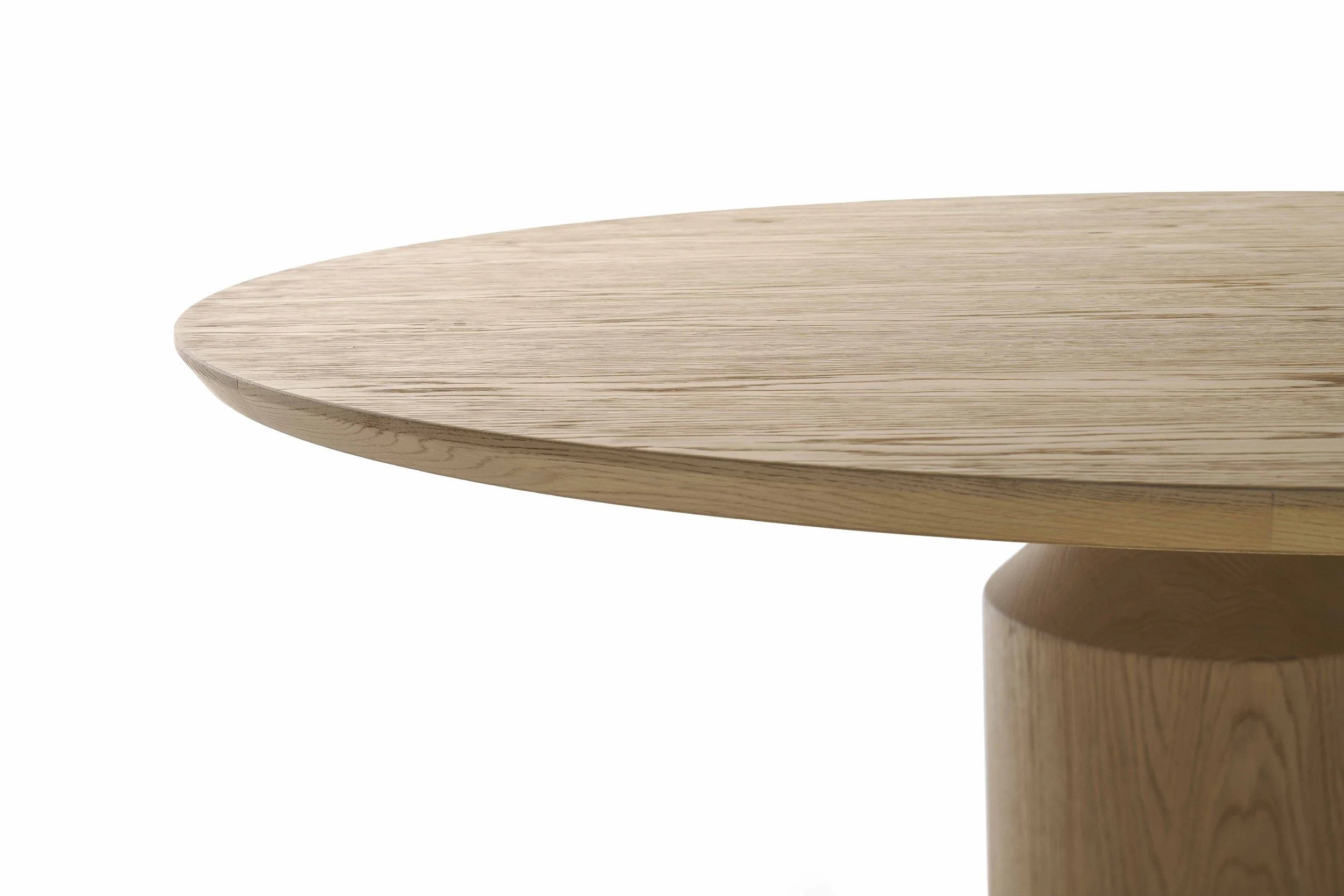 Aplomb Table